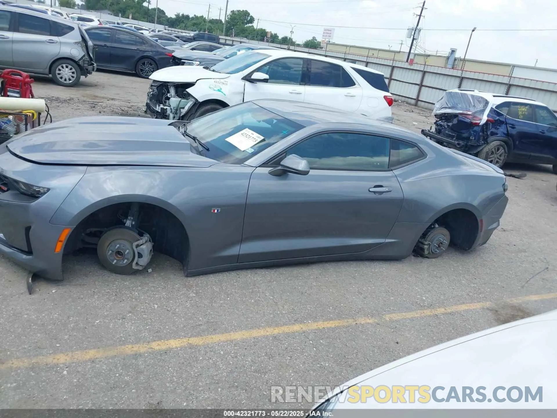 13 Photograph of a damaged car 1G1FB1RS3M0101028 CHEVROLET CAMARO 2021