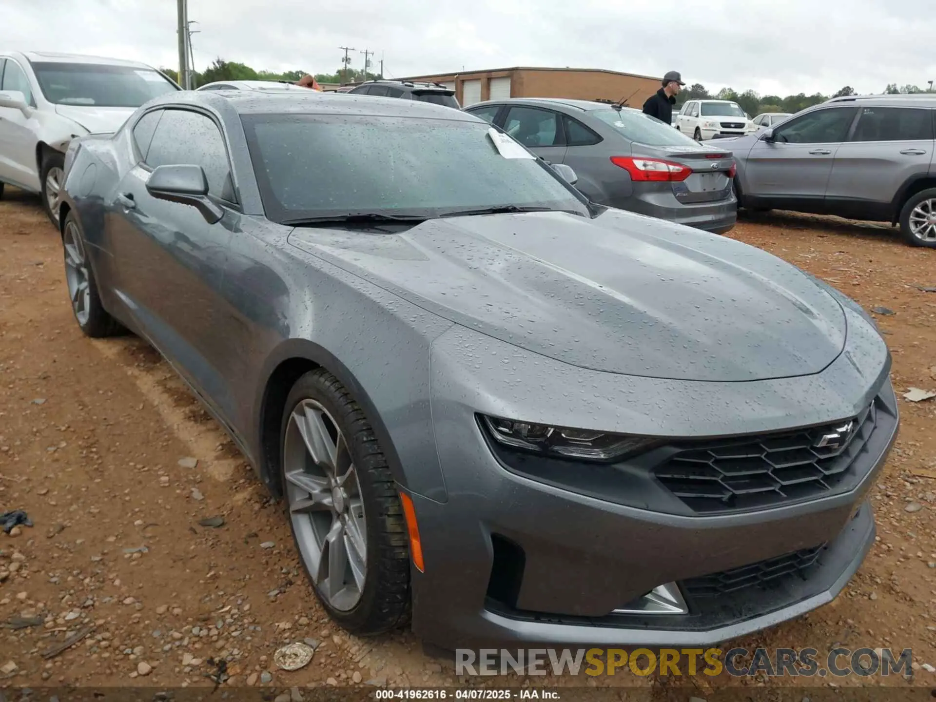 1 Photograph of a damaged car 1G1FB1RS3M0105869 CHEVROLET CAMARO 2021