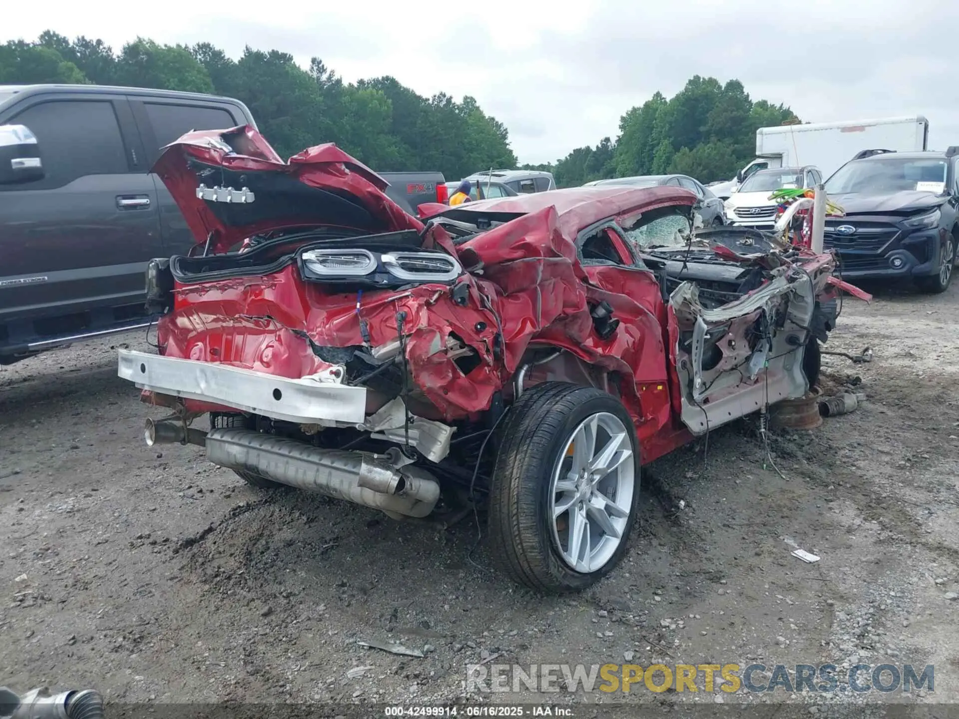 4 Photograph of a damaged car 1G1FB1RS4M0135446 CHEVROLET CAMARO 2021