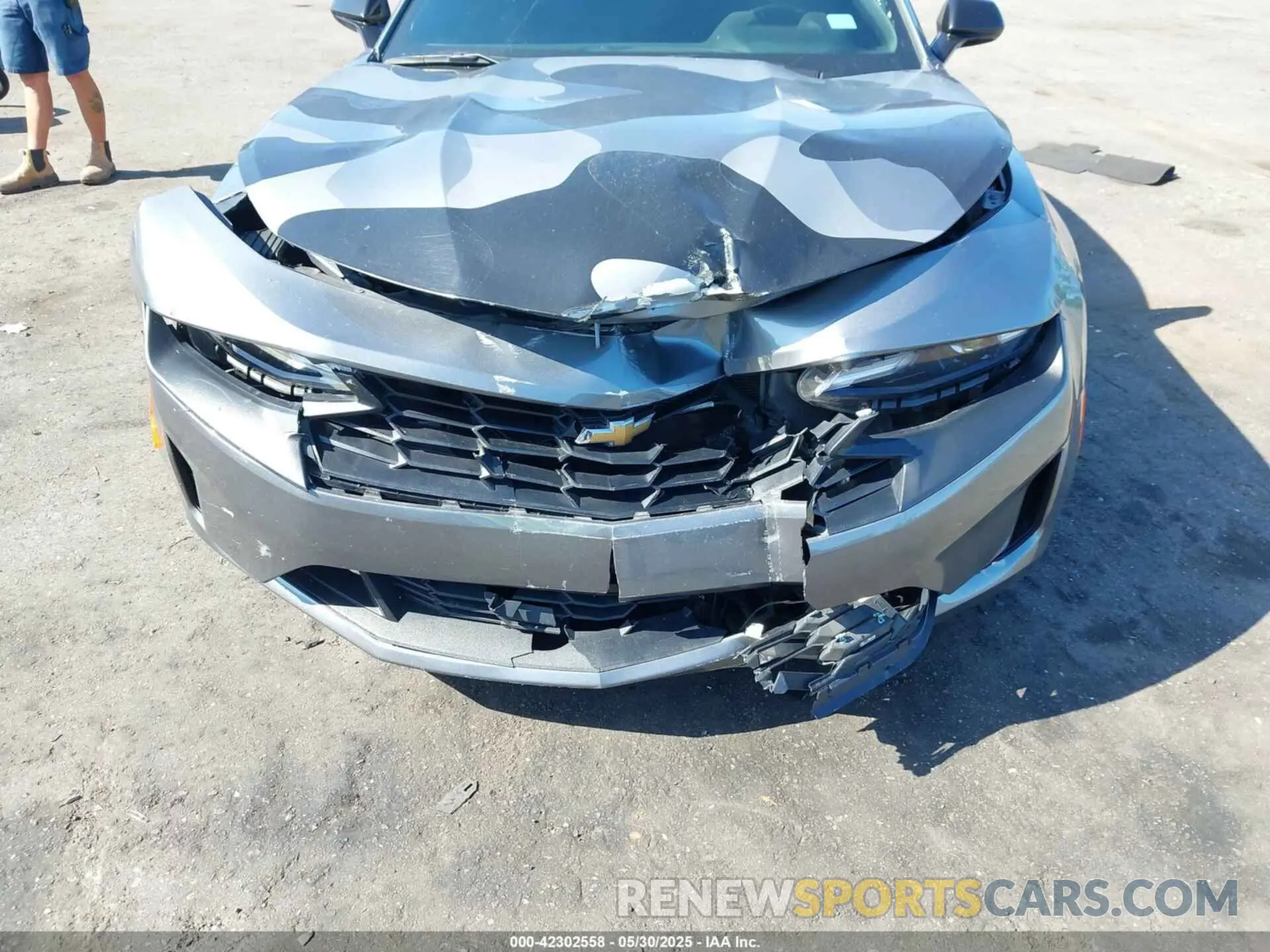 6 Photograph of a damaged car 1G1FB1RS6M0136517 CHEVROLET CAMARO 2021