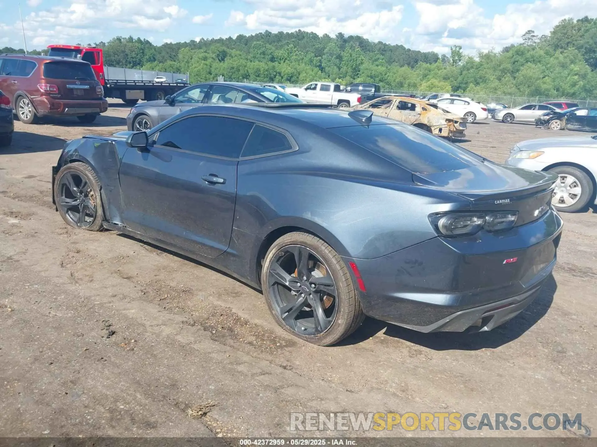 3 Photograph of a damaged car 1G1FB1RS9M0100465 CHEVROLET CAMARO 2021