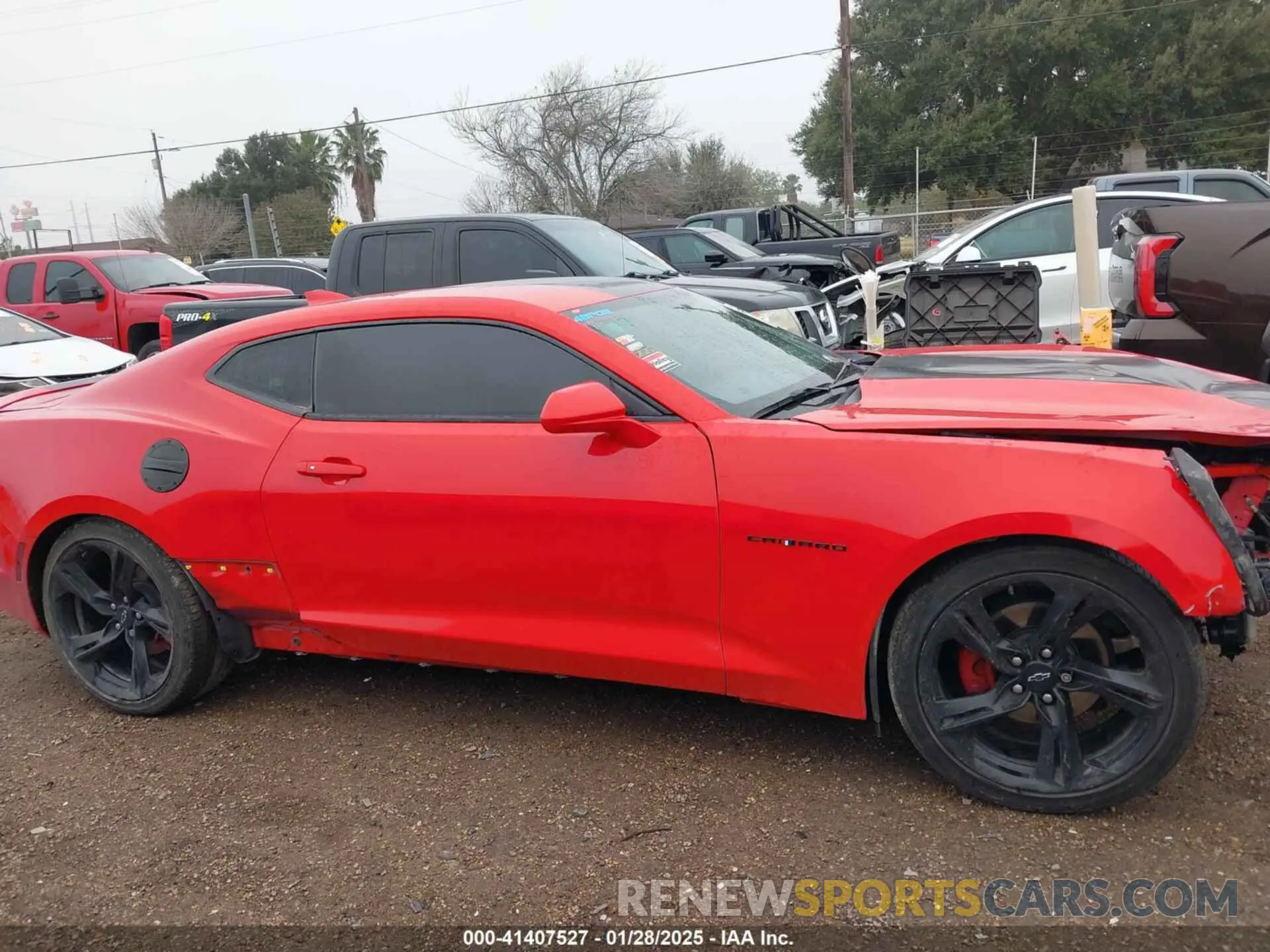 14 Photograph of a damaged car 1G1FB1RX0M0139568 CHEVROLET CAMARO 2021