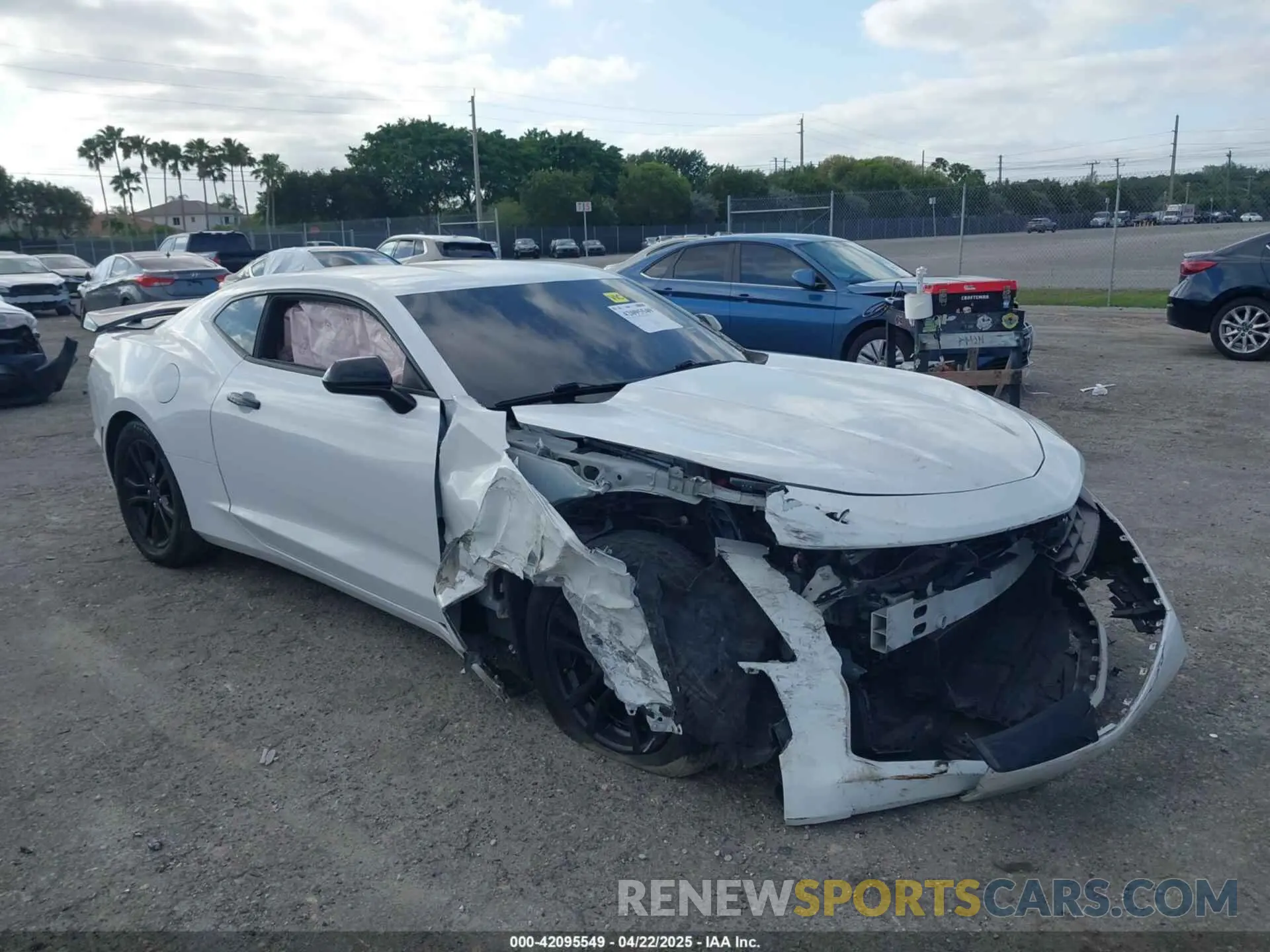 1 Photograph of a damaged car 1G1FB1RX1M0101783 CHEVROLET CAMARO 2021