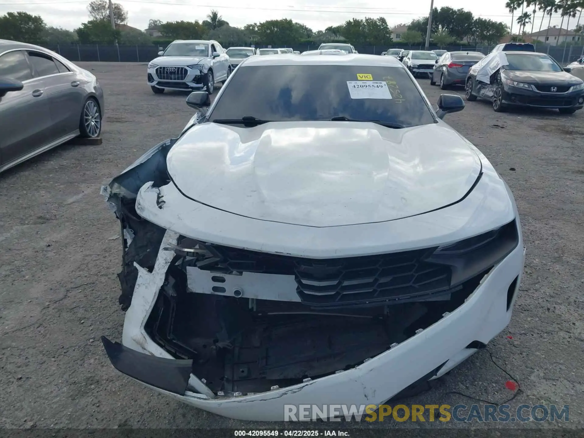 11 Photograph of a damaged car 1G1FB1RX1M0101783 CHEVROLET CAMARO 2021