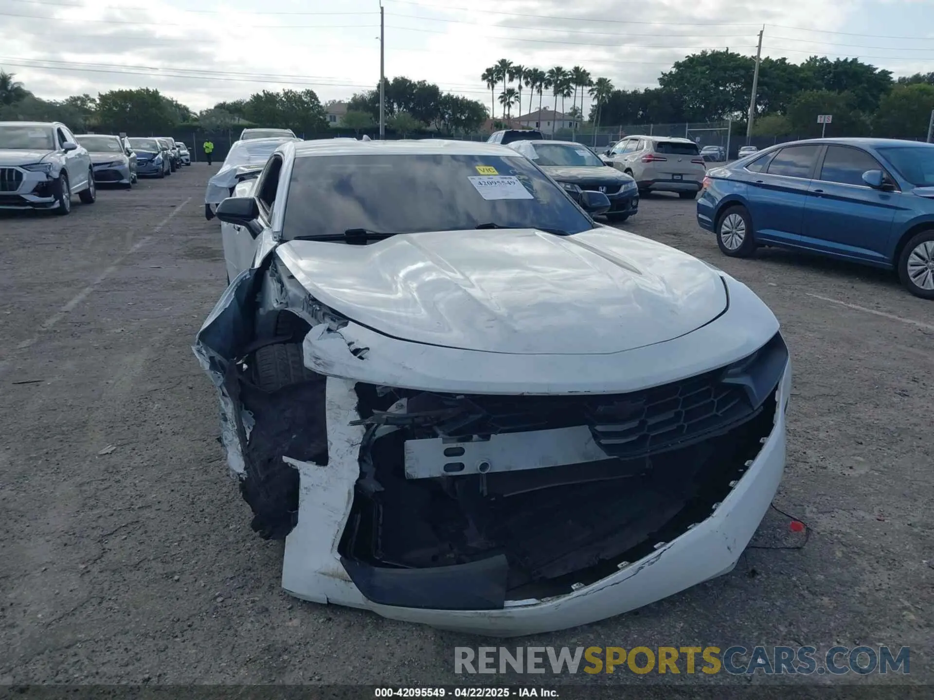 6 Photograph of a damaged car 1G1FB1RX1M0101783 CHEVROLET CAMARO 2021