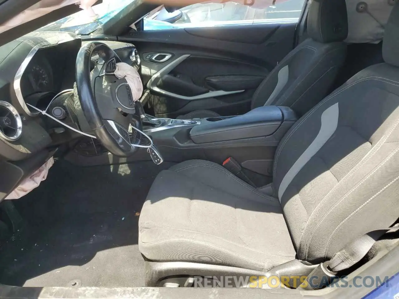 7 Photograph of a damaged car 1G1FB1RX1M0102061 CHEVROLET CAMARO 2021