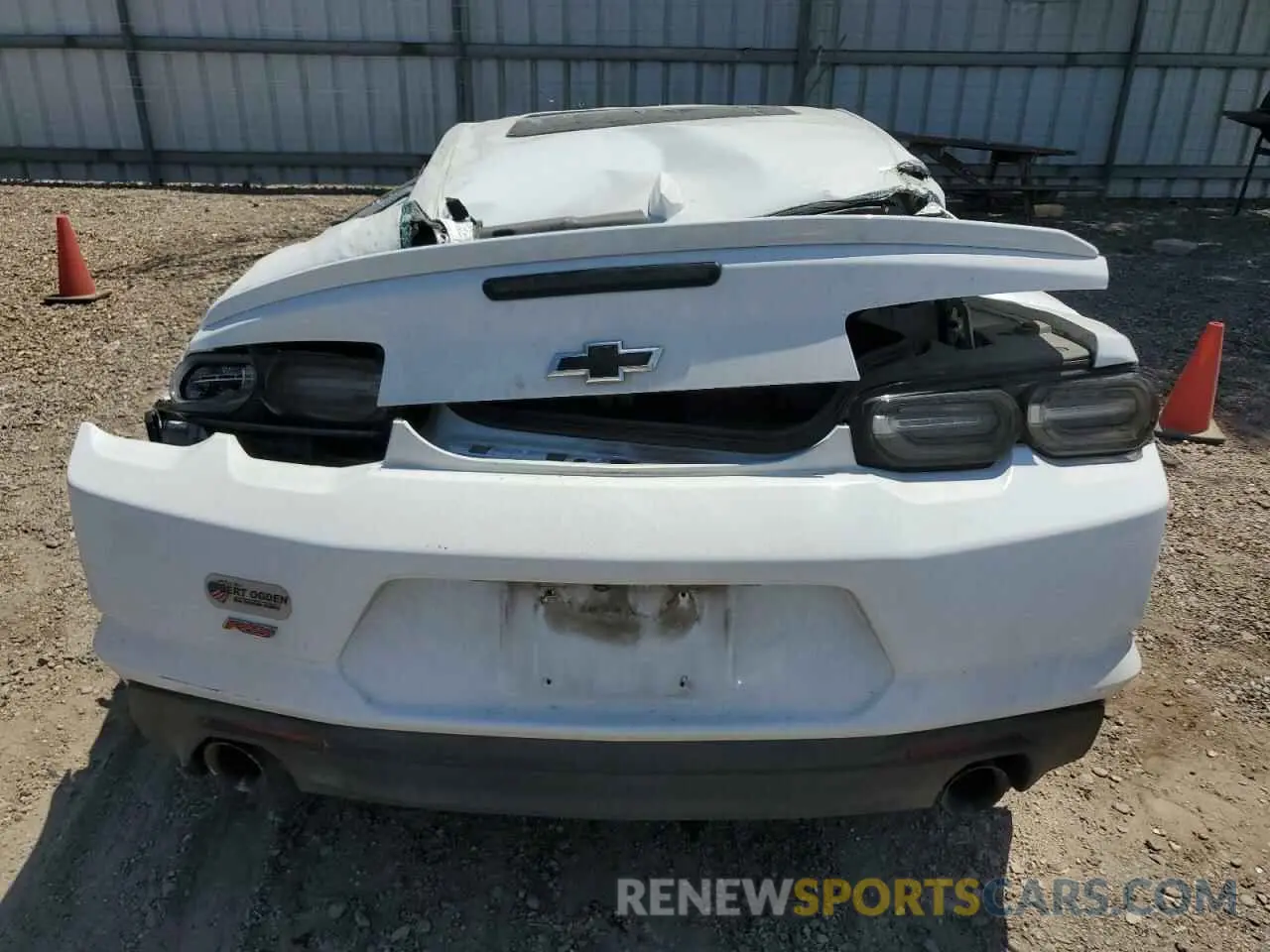 6 Photograph of a damaged car 1G1FB1RX1M0135075 CHEVROLET CAMARO 2021