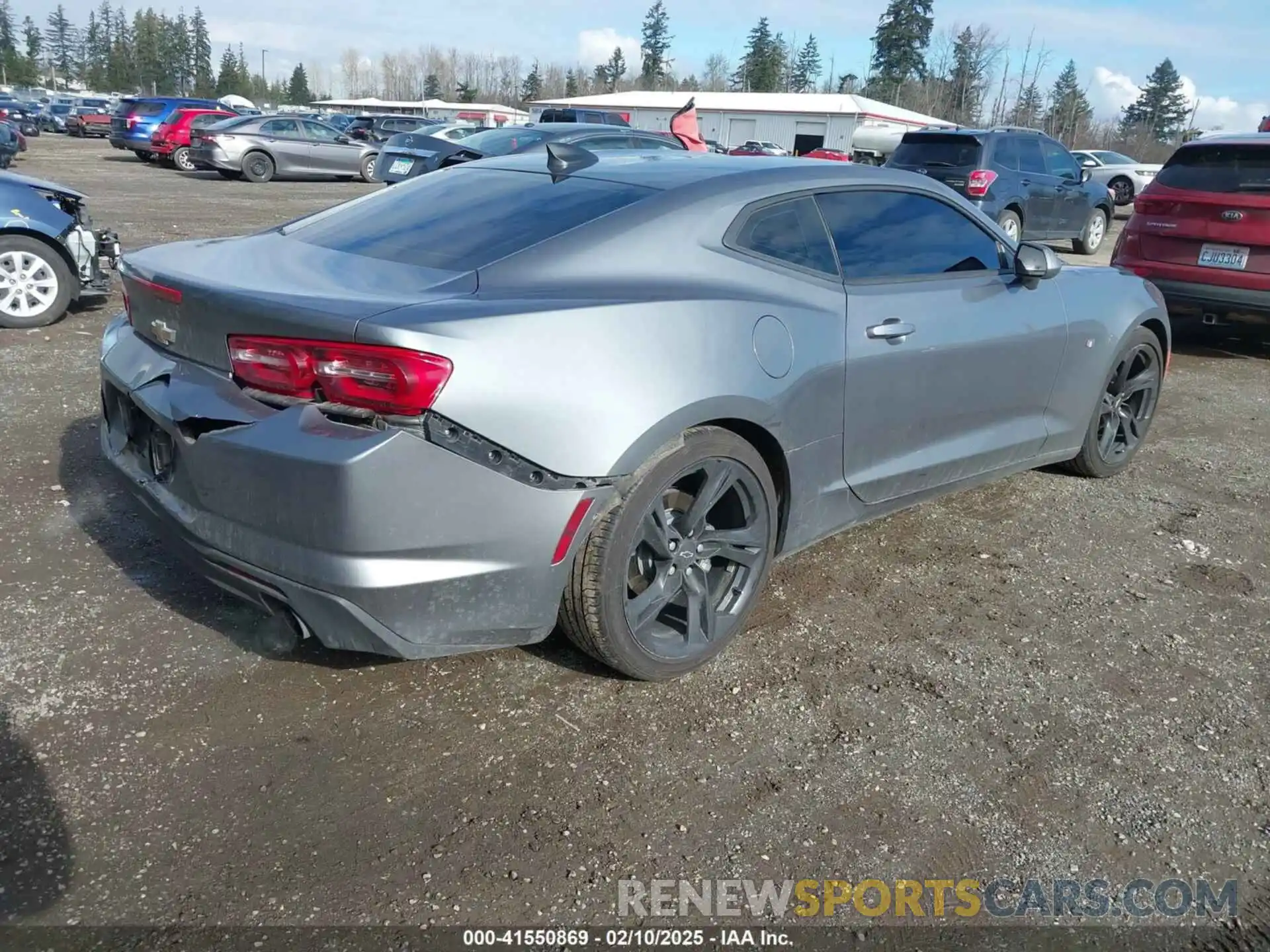 4 Photograph of a damaged car 1G1FB1RX3M0102532 CHEVROLET CAMARO 2021