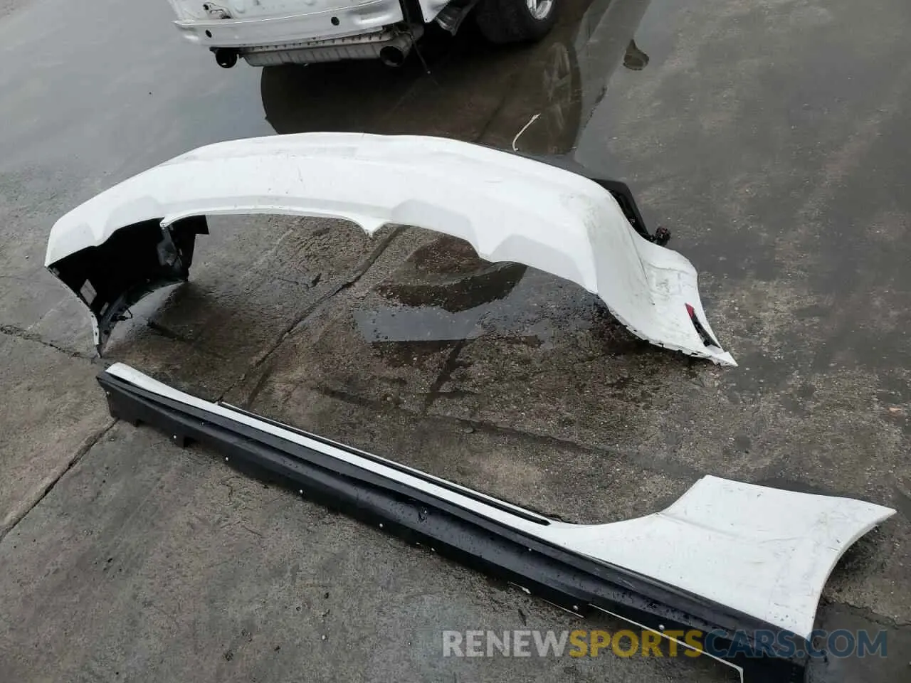 14 Photograph of a damaged car 1G1FB1RX5M0115797 CHEVROLET CAMARO 2021