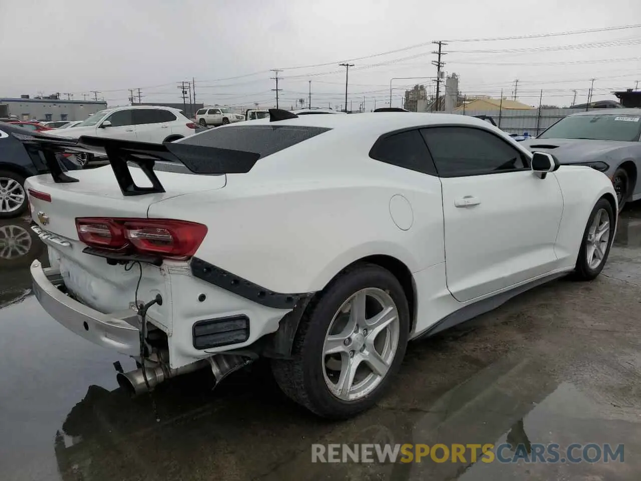 3 Photograph of a damaged car 1G1FB1RX5M0115797 CHEVROLET CAMARO 2021