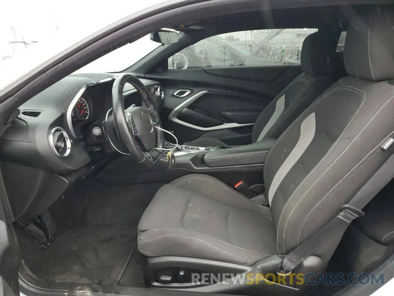 7 Photograph of a damaged car 1G1FB1RX5M0115797 CHEVROLET CAMARO 2021