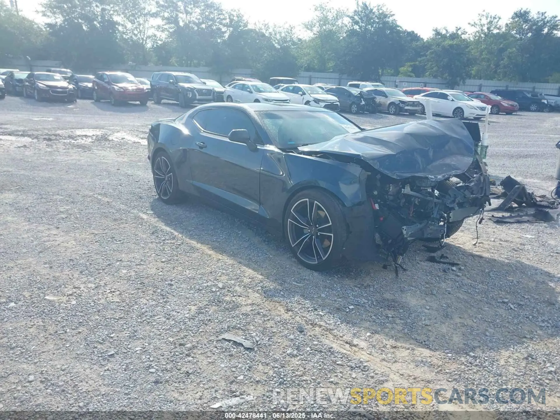 1 Photograph of a damaged car 1G1FB1RX8M0124168 CHEVROLET CAMARO 2021