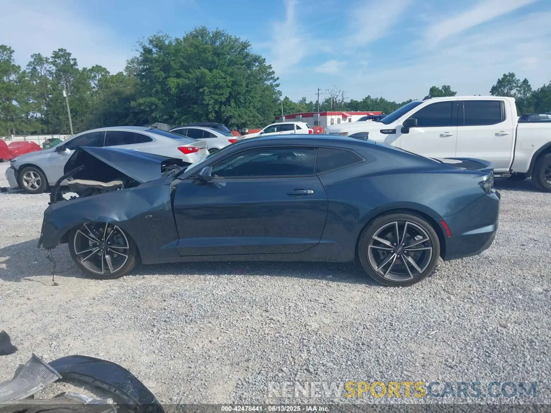15 Photograph of a damaged car 1G1FB1RX8M0124168 CHEVROLET CAMARO 2021