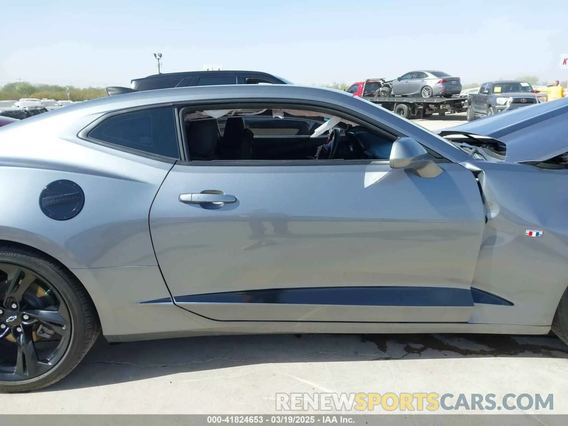 13 Photograph of a damaged car 1G1FB1RX9M0125698 CHEVROLET CAMARO 2021