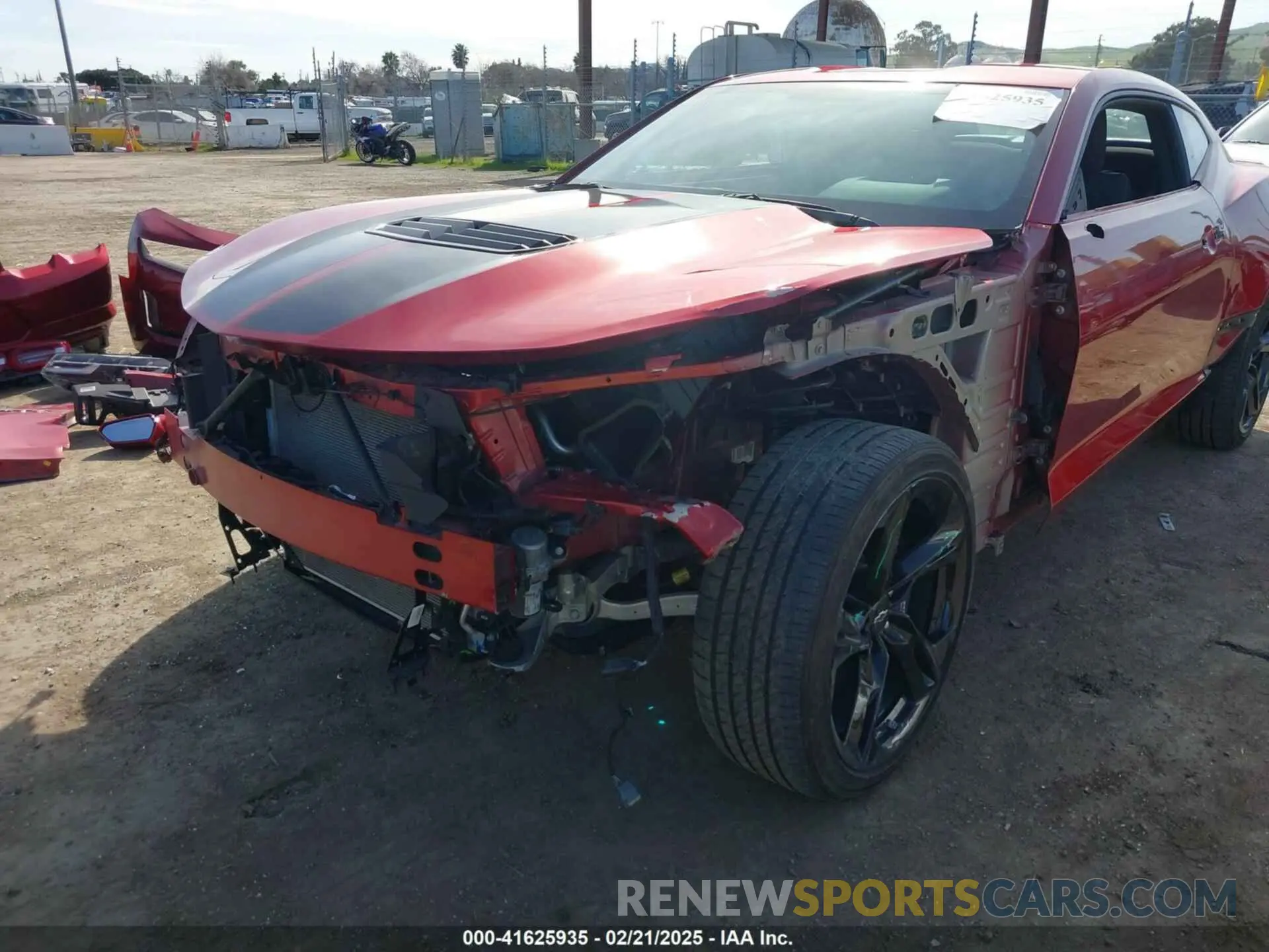 6 Photograph of a damaged car 1G1FE1R79M0141925 CHEVROLET CAMARO 2021