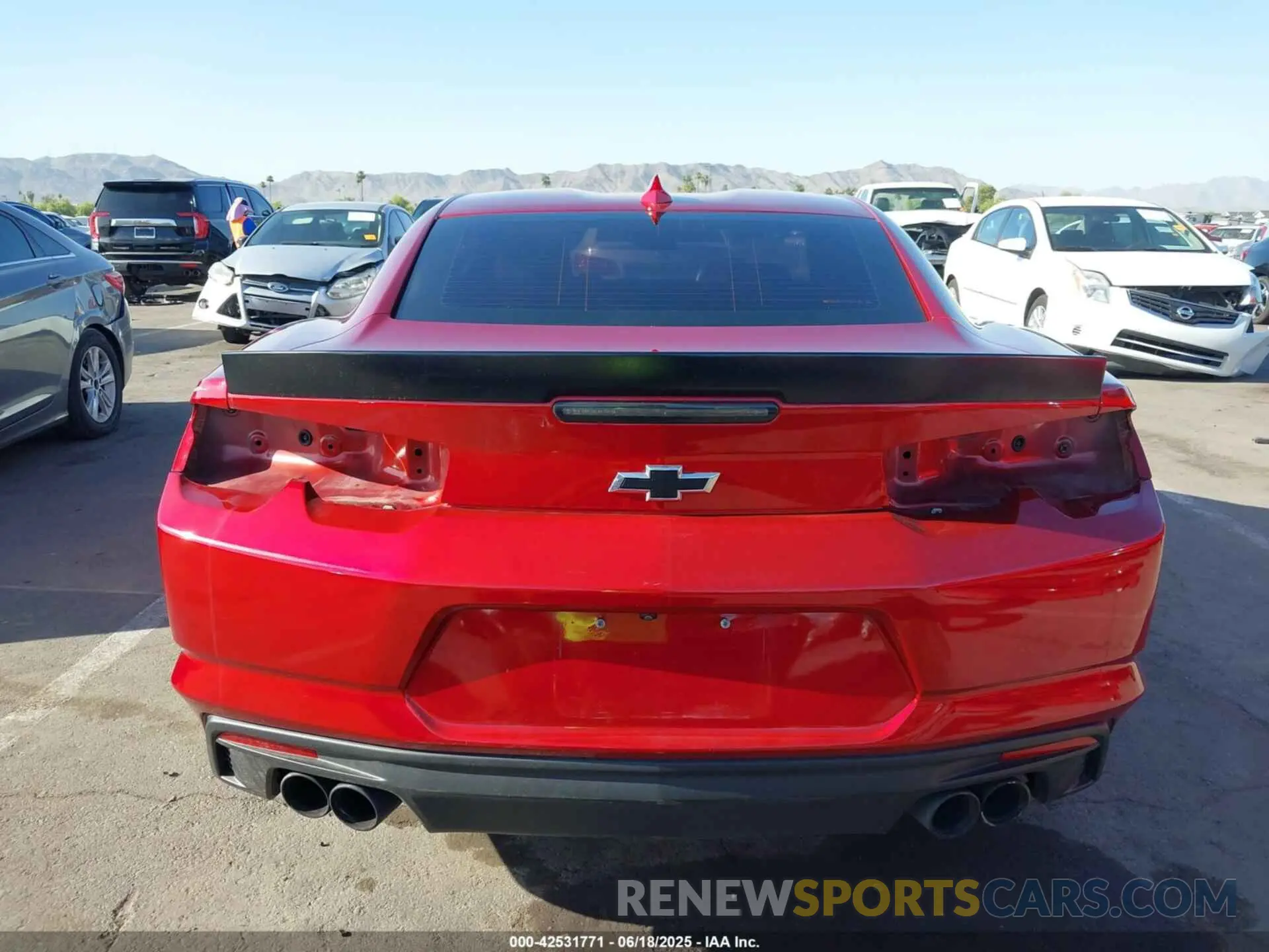 17 Photograph of a damaged car 1G1FF1R71M0112447 CHEVROLET CAMARO 2021
