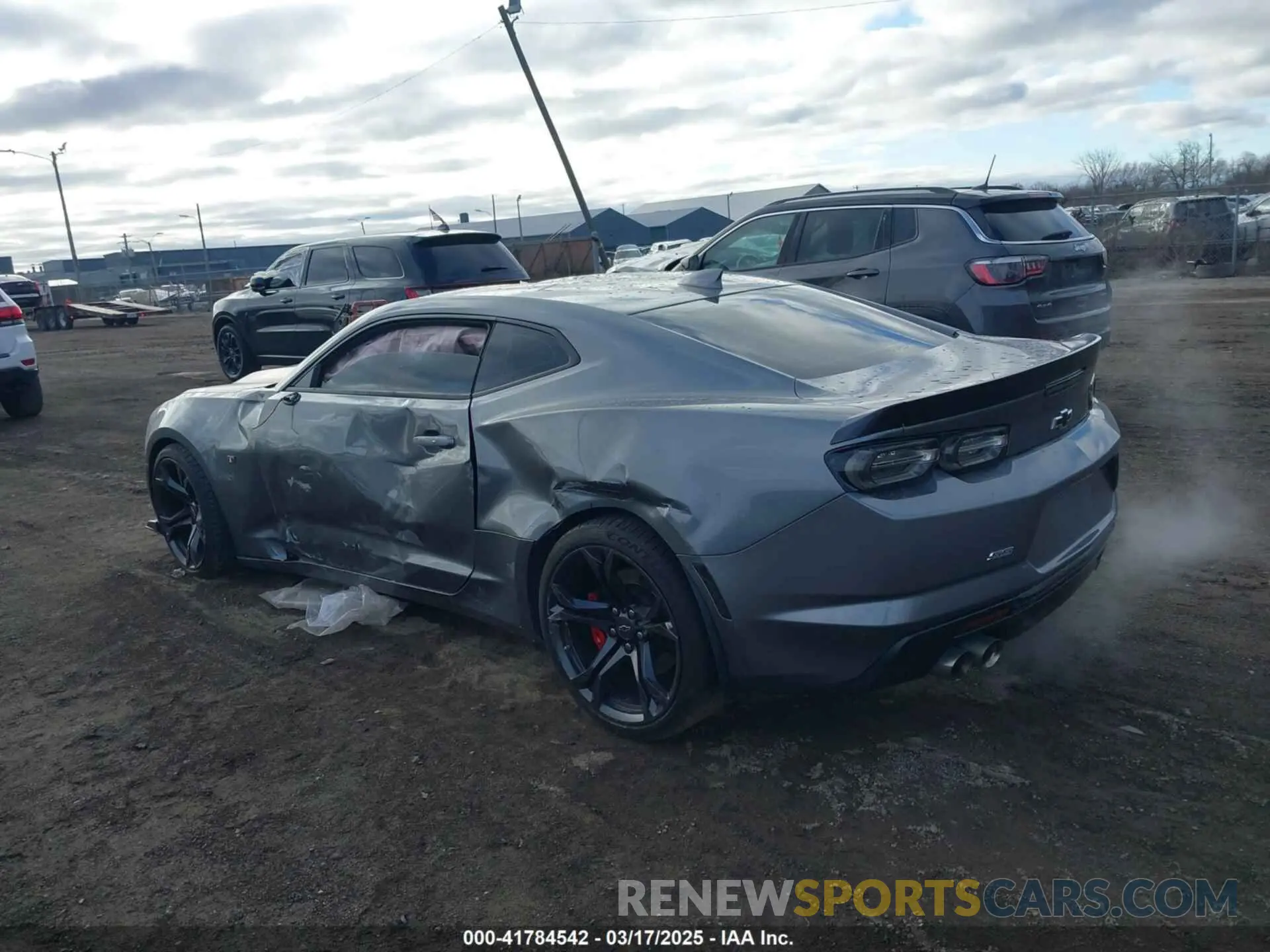3 Photograph of a damaged car 1G1FF1R73M0103992 CHEVROLET CAMARO 2021