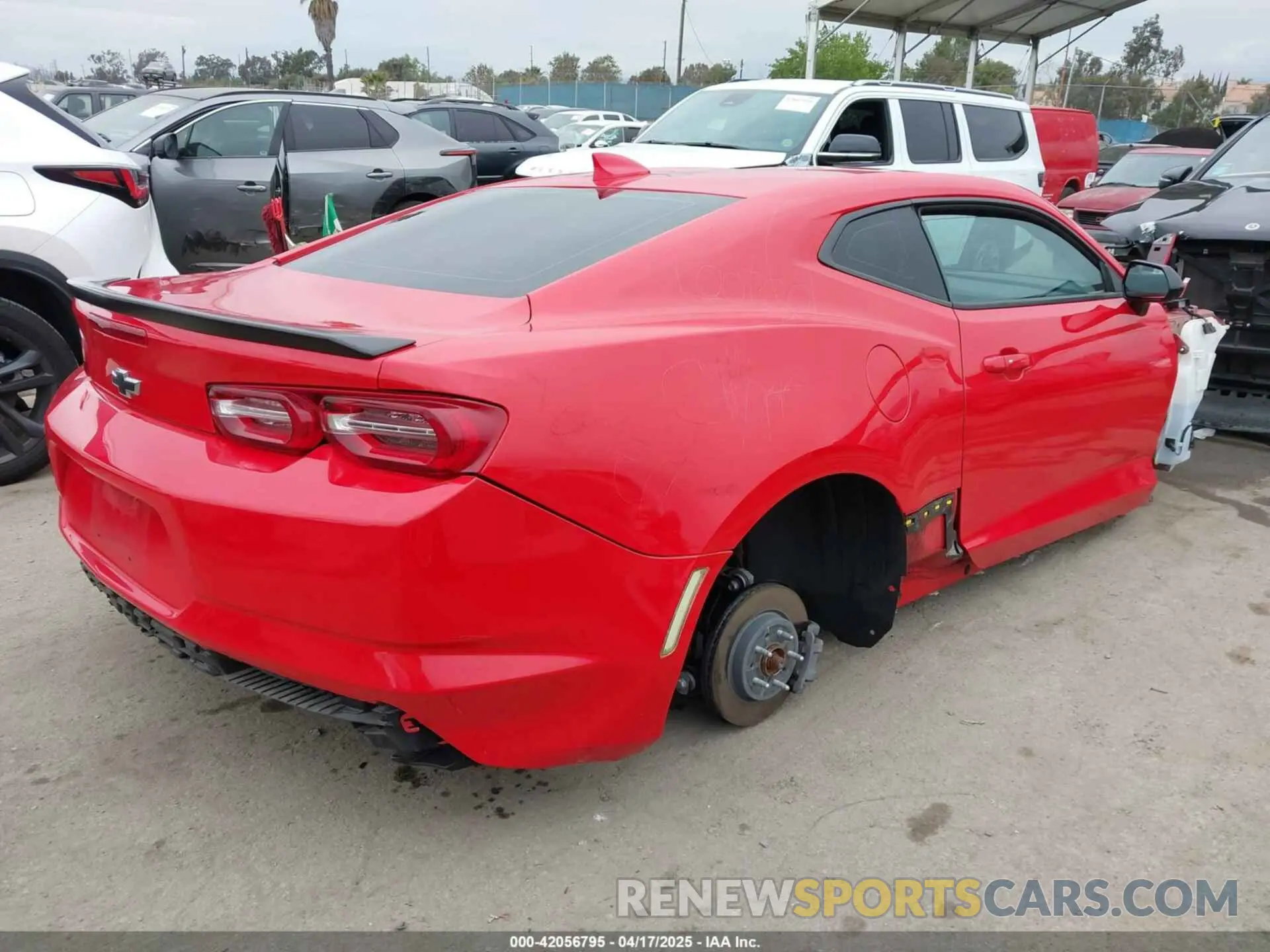 4 Photograph of a damaged car 1G1FF1R75M0139537 CHEVROLET CAMARO 2021