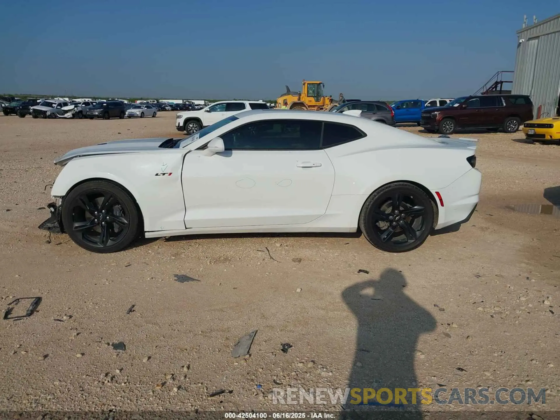 15 Photograph of a damaged car 1G1FF1R76M0138820 CHEVROLET CAMARO 2021