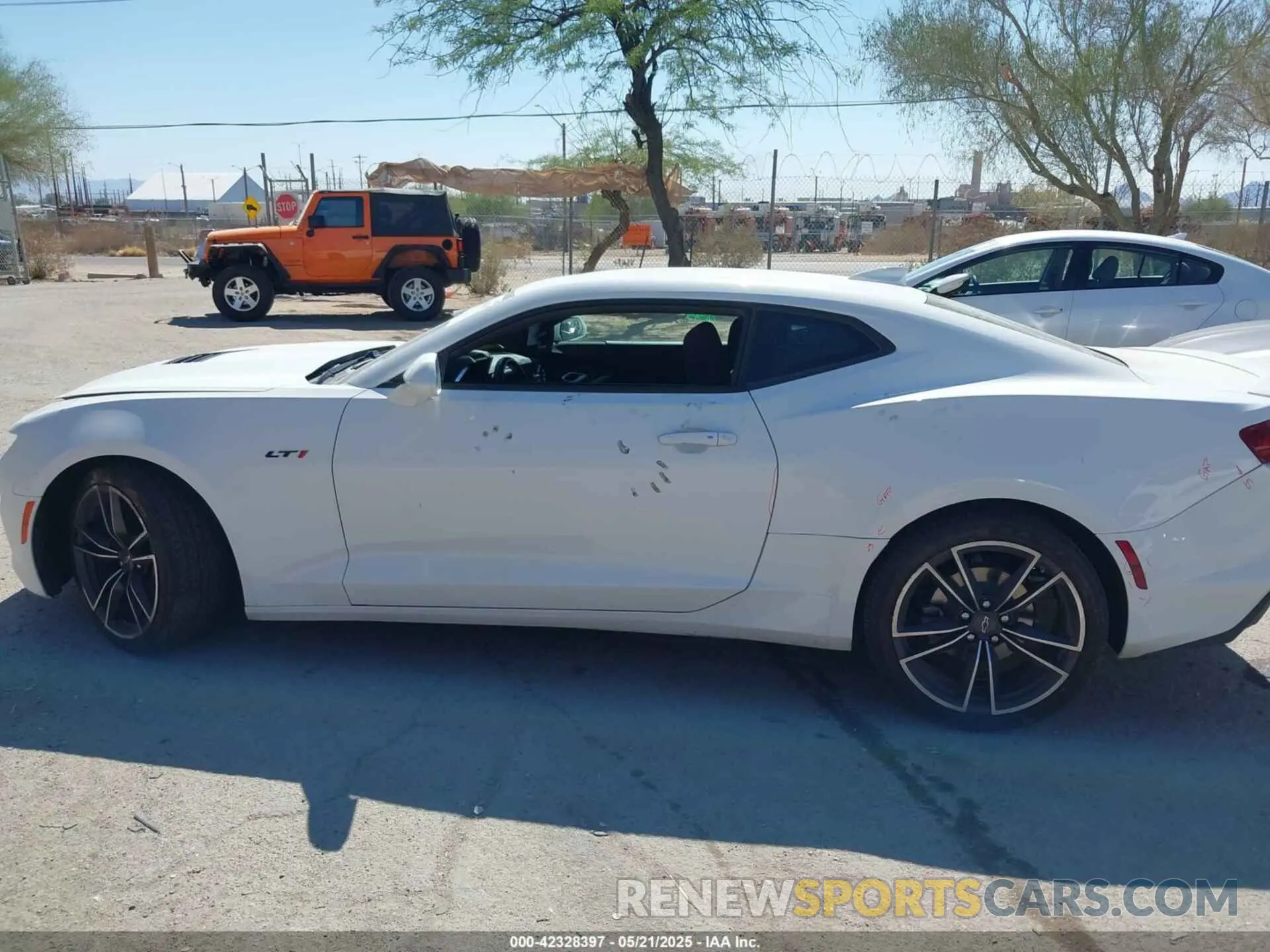 14 Photograph of a damaged car 1G1FF1R79M0128878 CHEVROLET CAMARO 2021