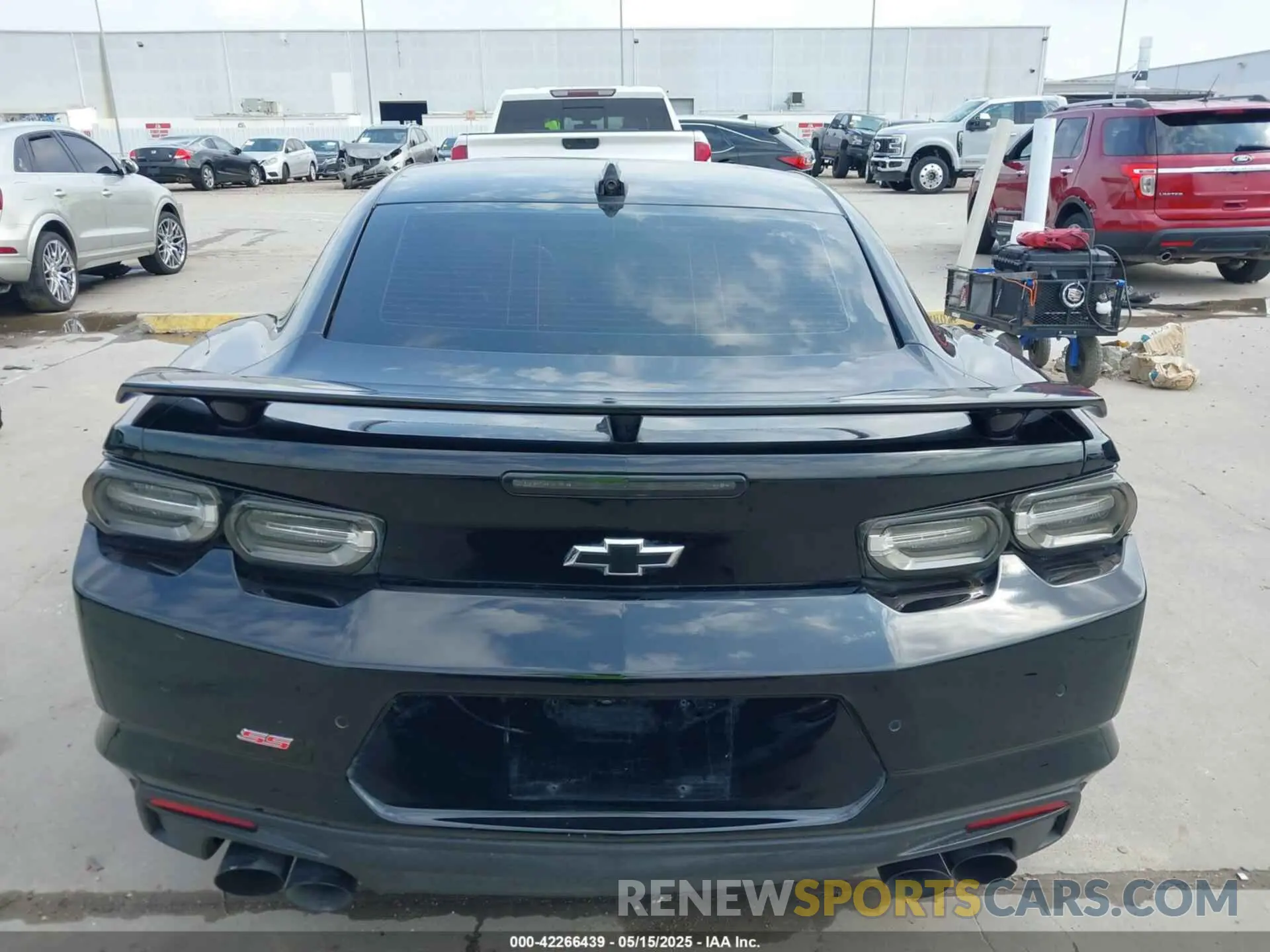 16 Photograph of a damaged car 1G1FH1R72M0125248 CHEVROLET CAMARO 2021