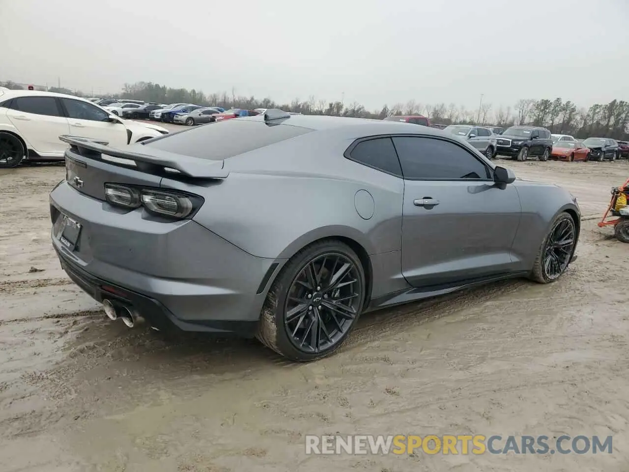 3 Photograph of a damaged car 1G1FJ1R61M0140058 CHEVROLET CAMARO 2021