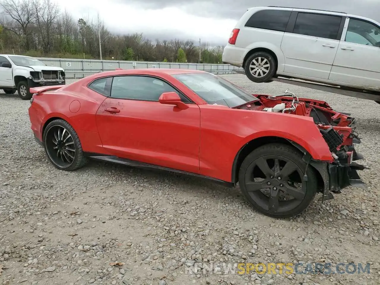 4 Photograph of a damaged car 1G1FK1R63M0131939 CHEVROLET CAMARO 2021