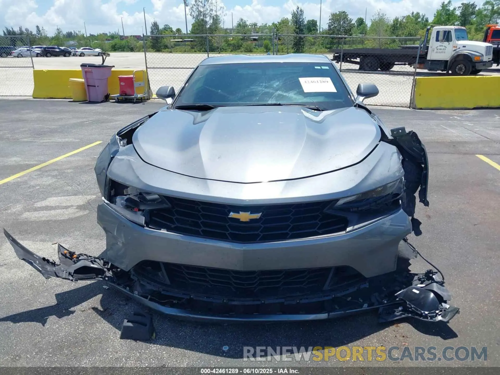12 Photograph of a damaged car 1G1FB1RX0N0122044 CHEVROLET CAMARO 2022