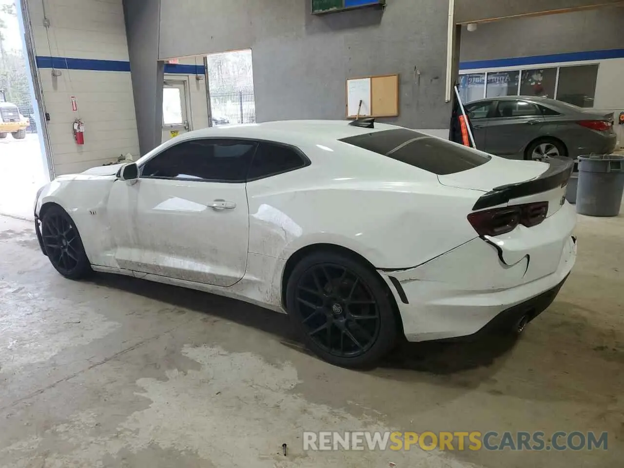 2 Photograph of a damaged car 1G1FB1RX1N0121078 CHEVROLET CAMARO 2022