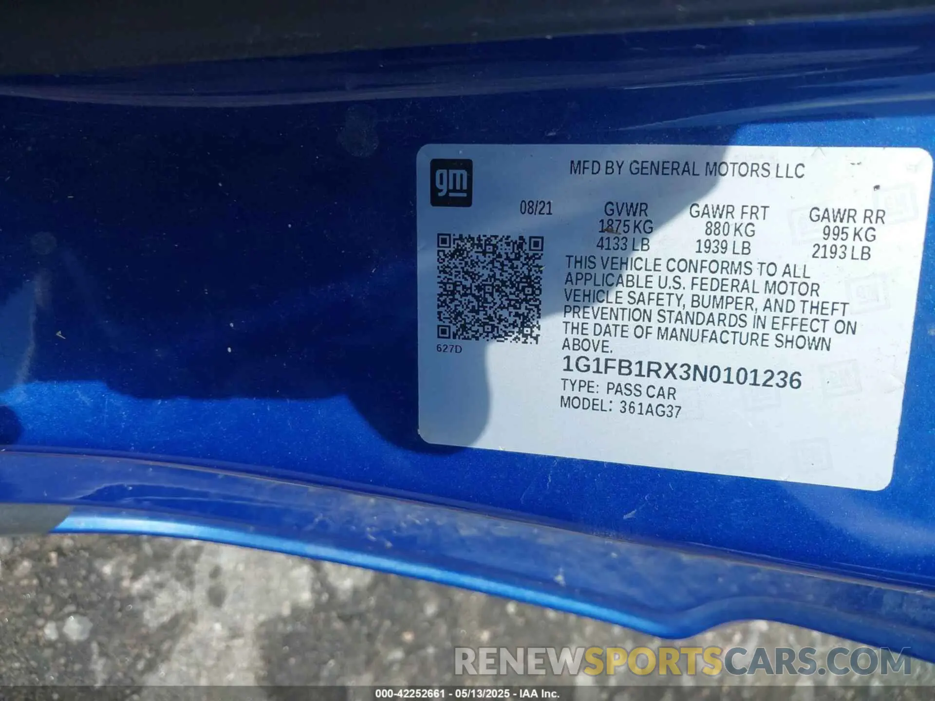 9 Photograph of a damaged car 1G1FB1RX3N0101236 CHEVROLET CAMARO 2022