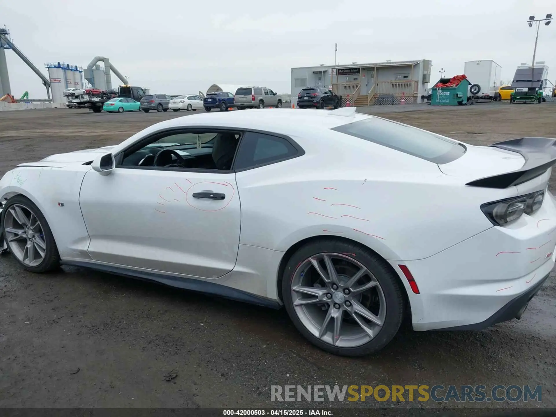 15 Photograph of a damaged car 1G1FB1RX3N0105934 CHEVROLET CAMARO 2022
