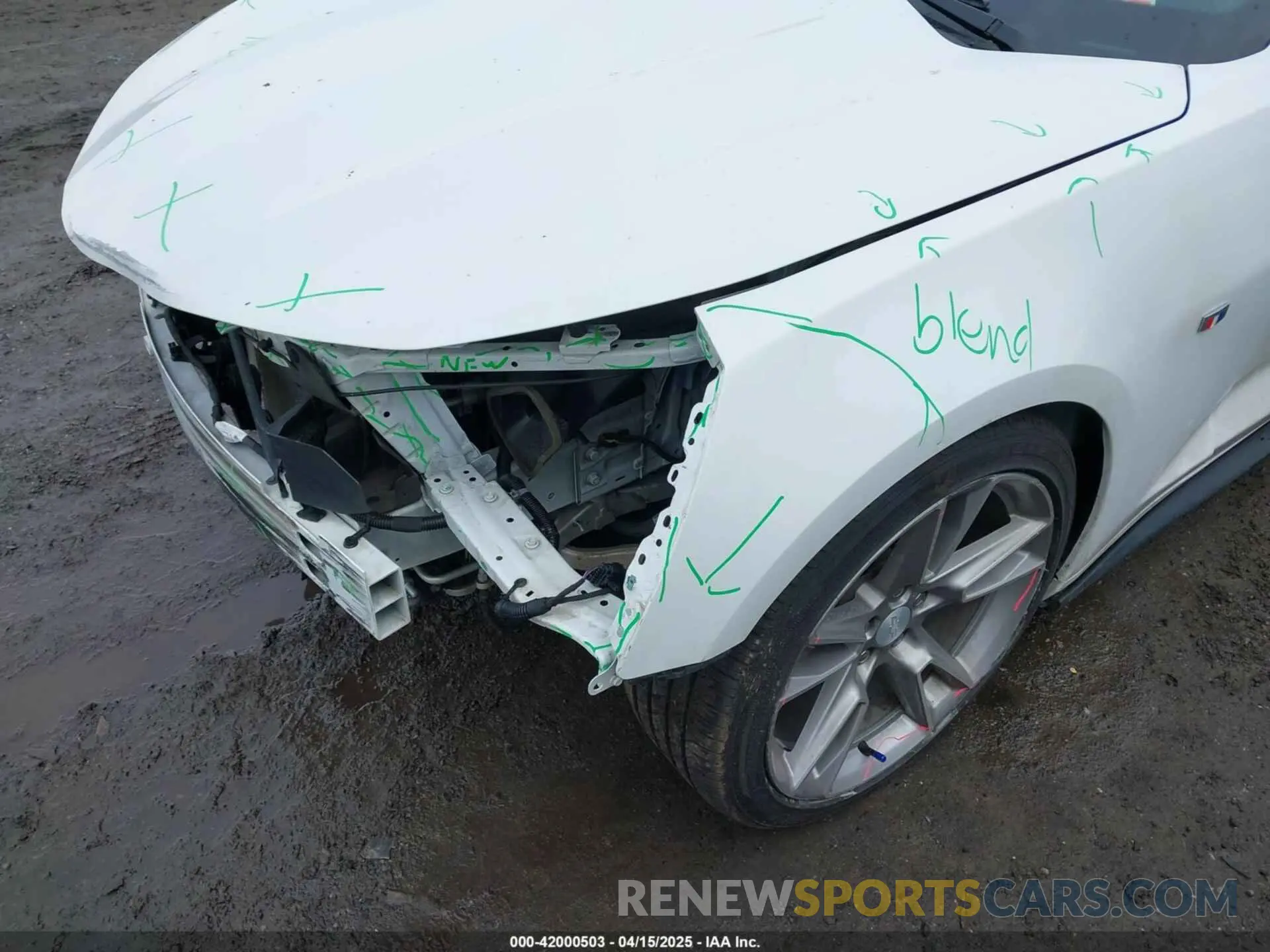 19 Photograph of a damaged car 1G1FB1RX3N0105934 CHEVROLET CAMARO 2022