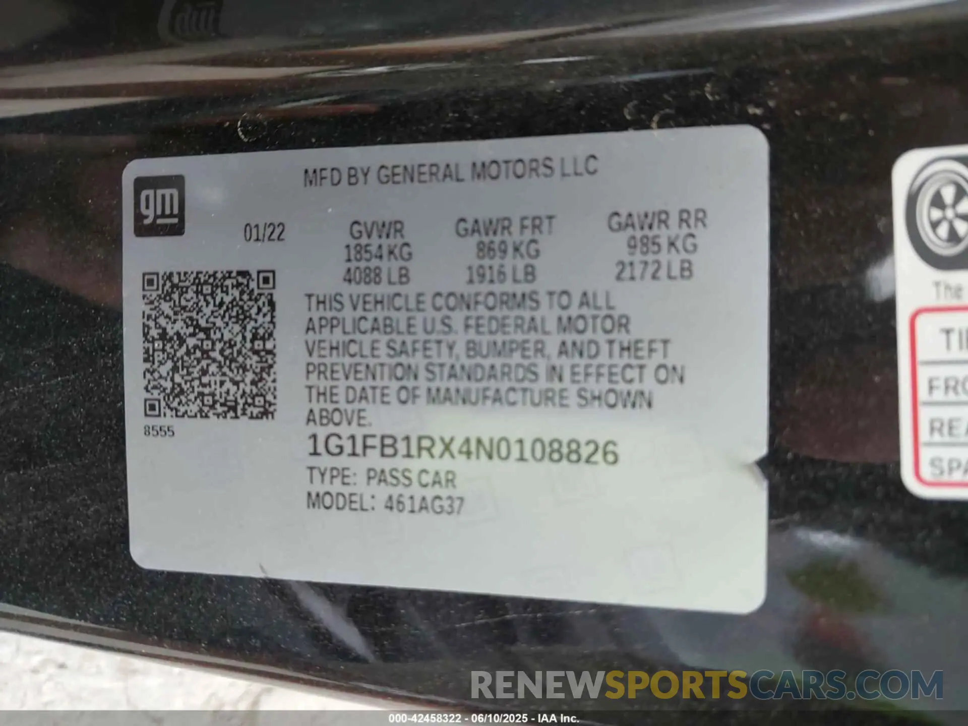 9 Photograph of a damaged car 1G1FB1RX4N0108826 CHEVROLET CAMARO 2022
