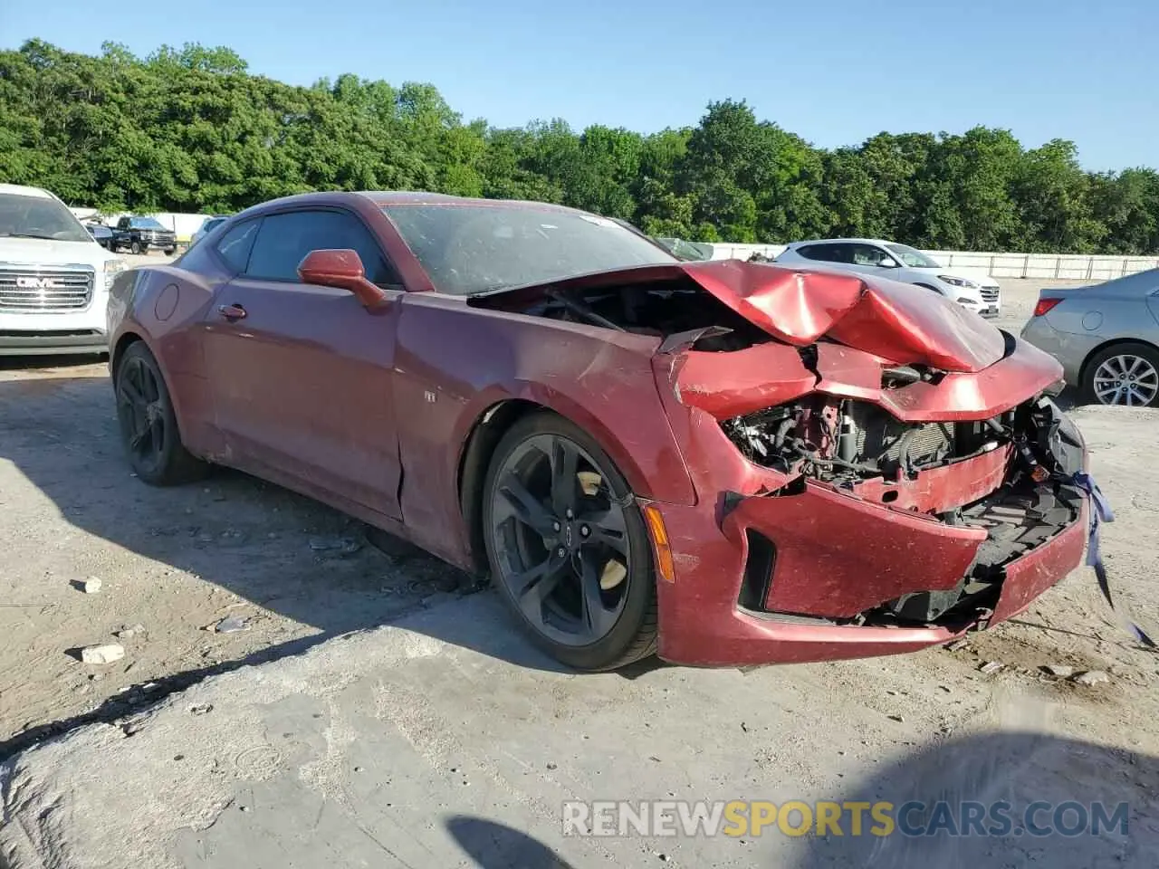 4 Photograph of a damaged car 1G1FB1RX4N0110298 CHEVROLET CAMARO 2022