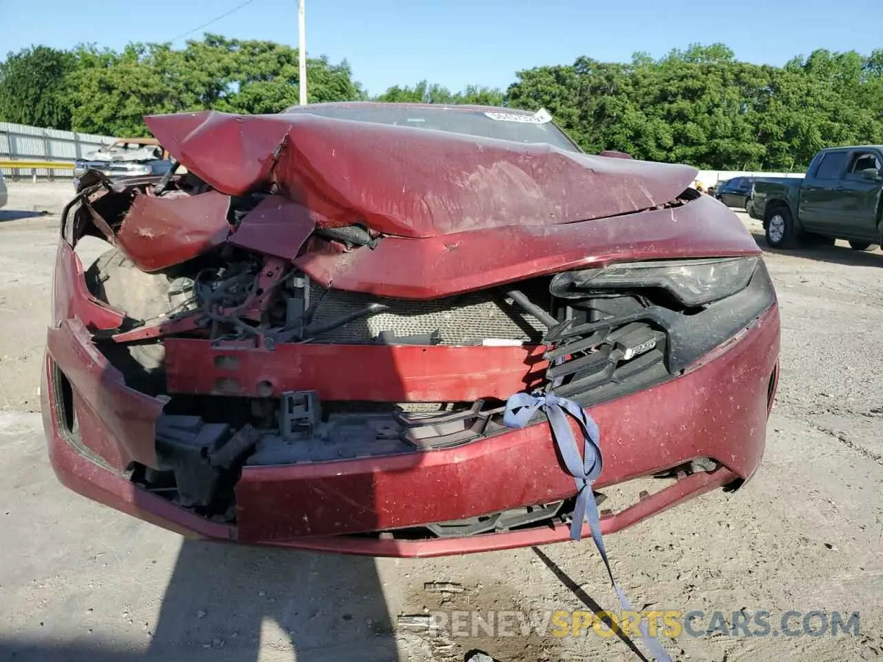 5 Photograph of a damaged car 1G1FB1RX4N0110298 CHEVROLET CAMARO 2022