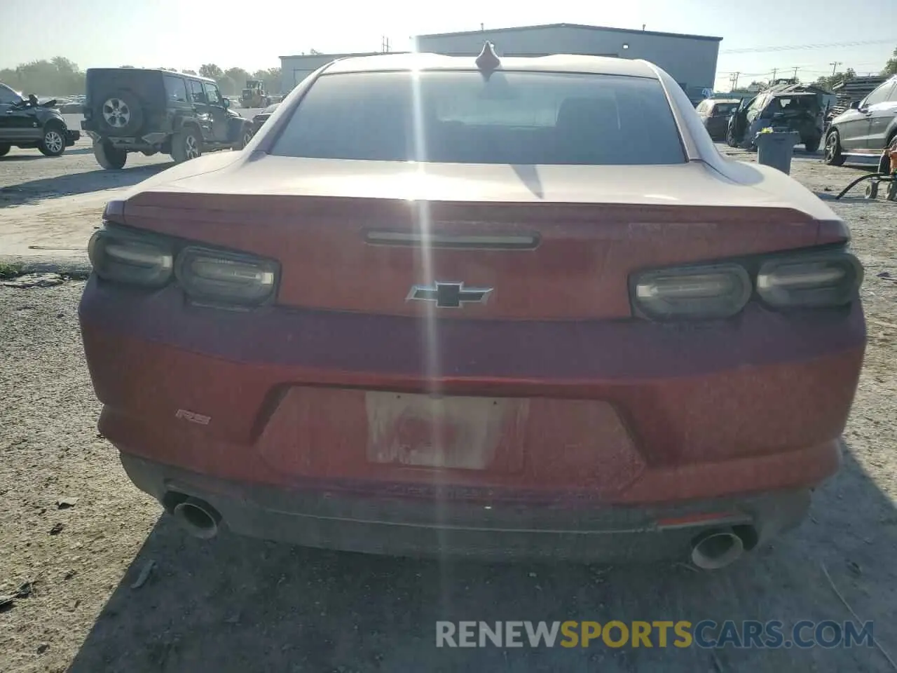 6 Photograph of a damaged car 1G1FB1RX4N0110298 CHEVROLET CAMARO 2022