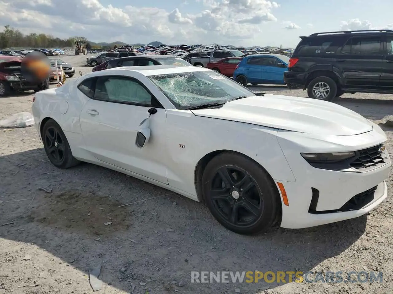 4 Photograph of a damaged car 1G1FB1RX4N0121382 CHEVROLET CAMARO 2022