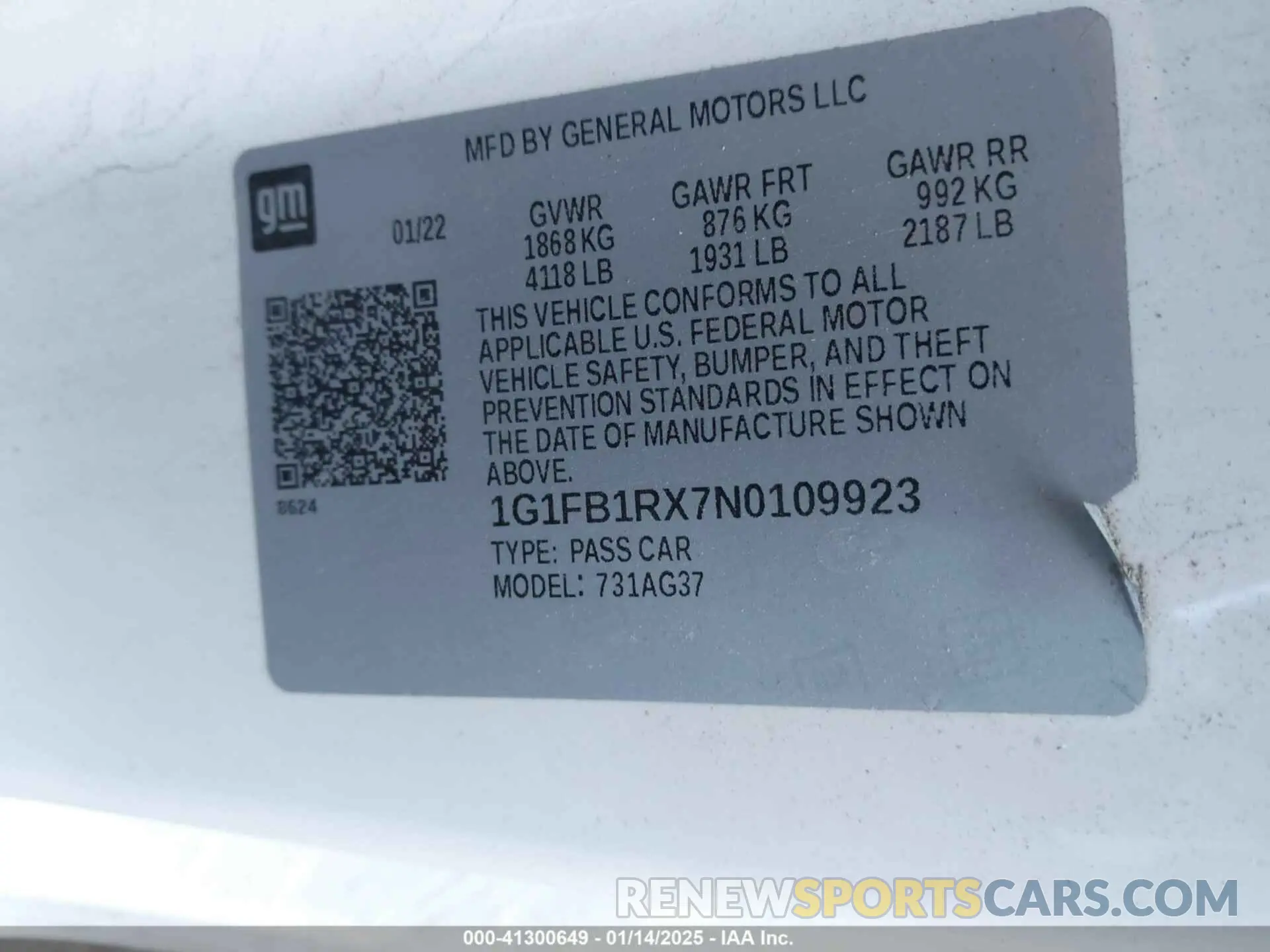 9 Photograph of a damaged car 1G1FB1RX7N0109923 CHEVROLET CAMARO 2022