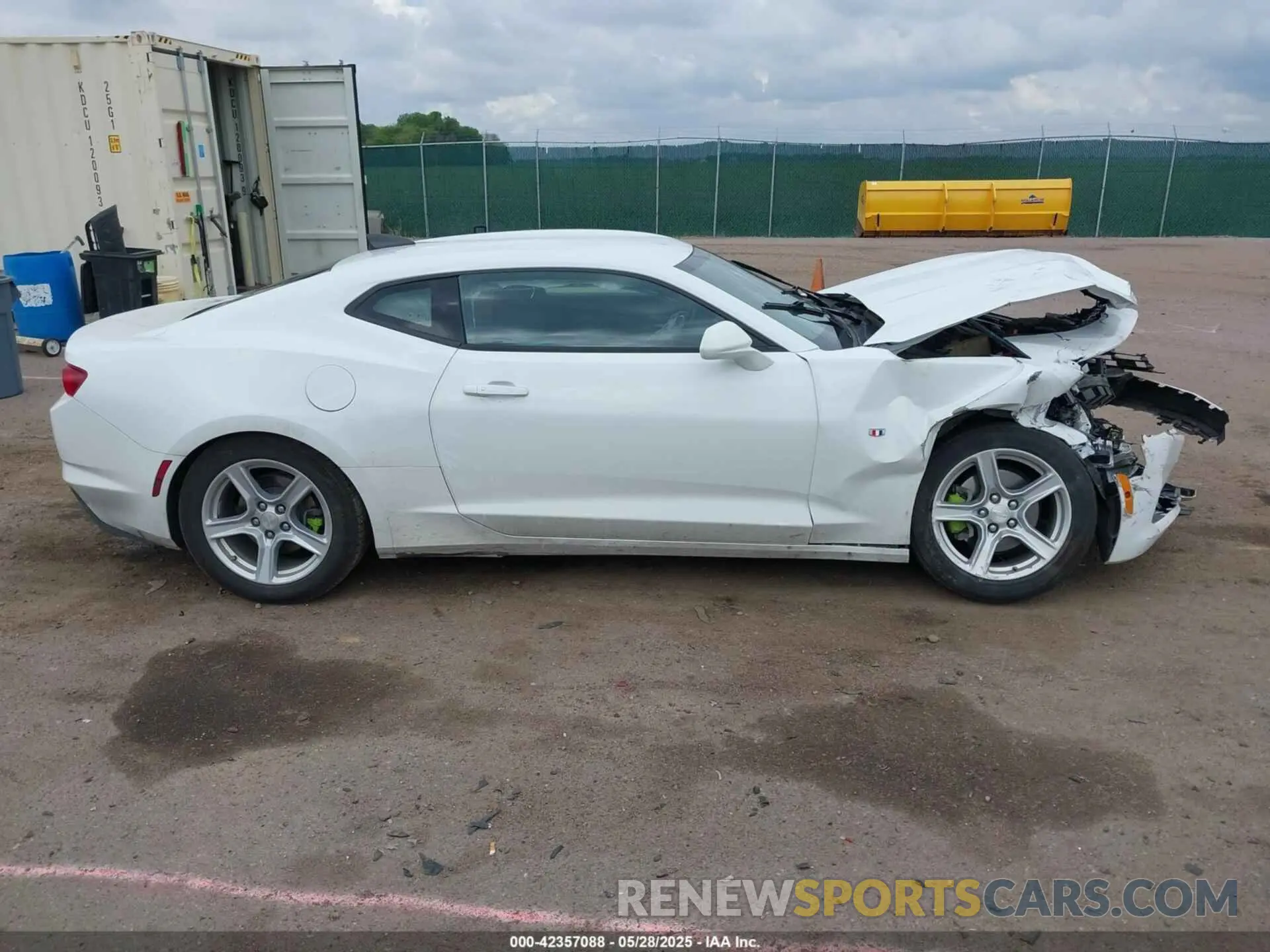 14 Photograph of a damaged car 1G1FB1RX8N0118727 CHEVROLET CAMARO 2022