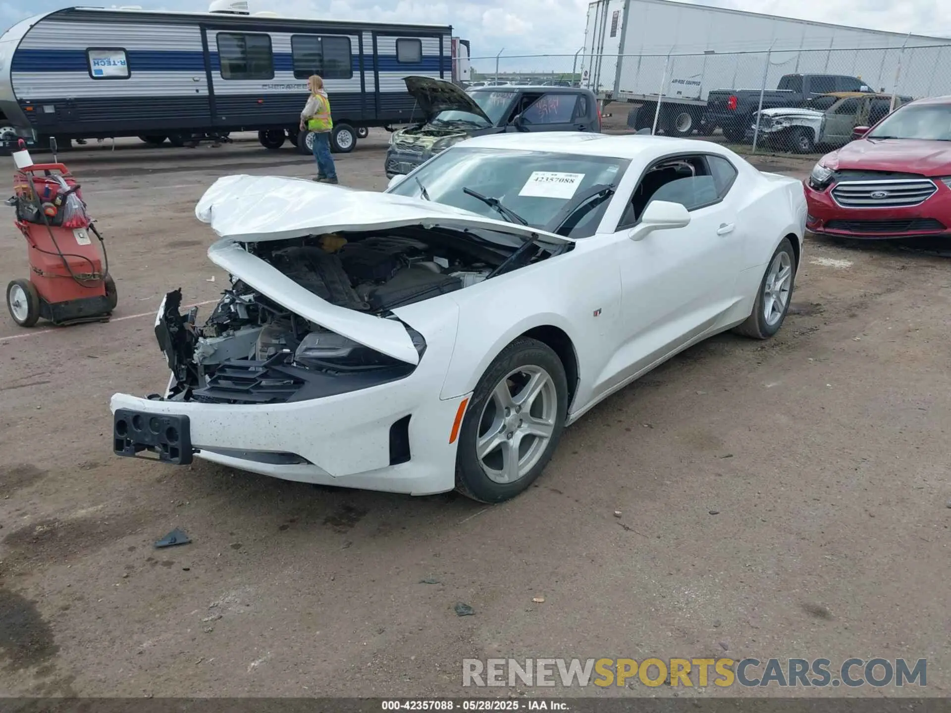 2 Photograph of a damaged car 1G1FB1RX8N0118727 CHEVROLET CAMARO 2022