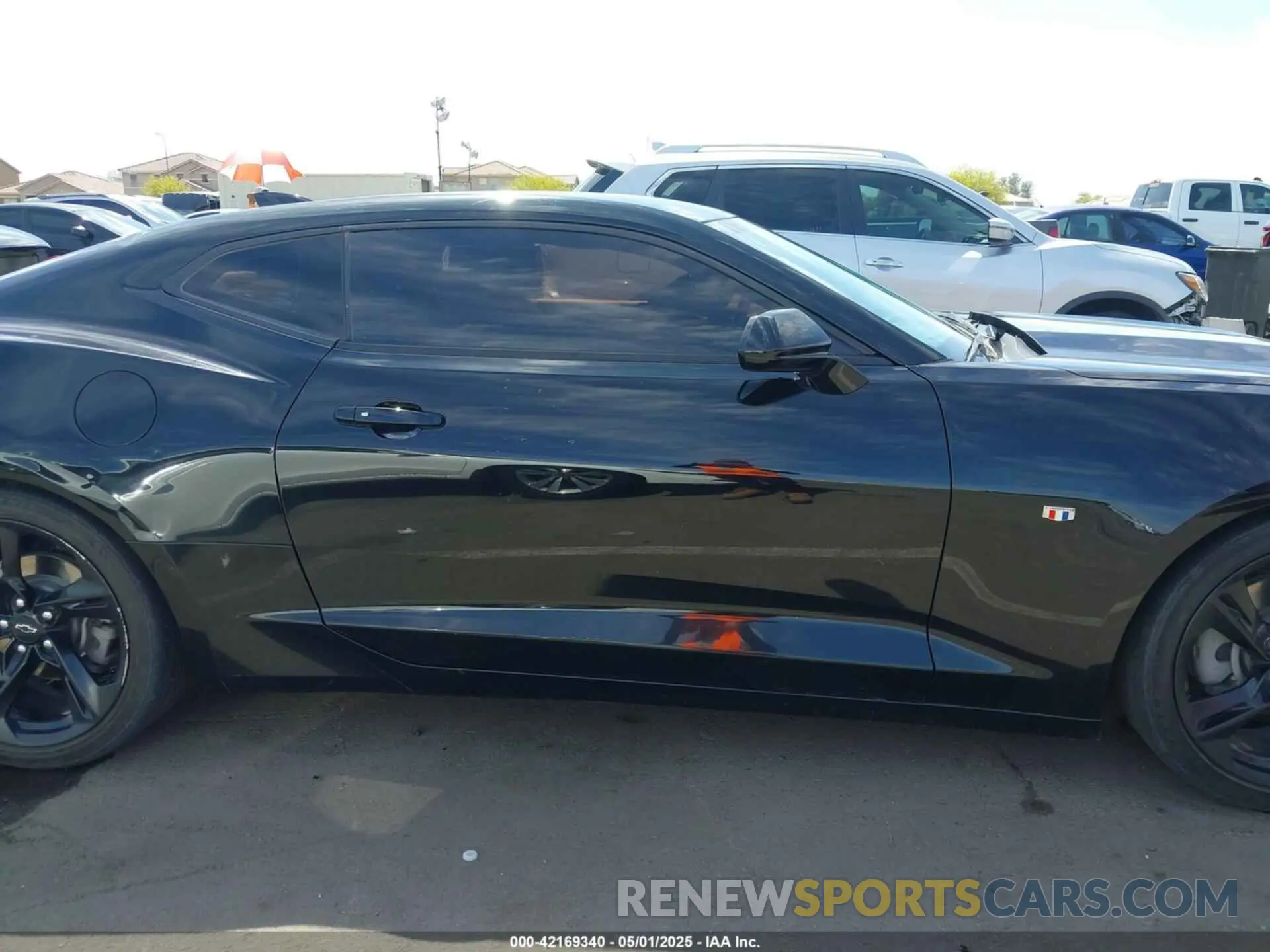 13 Photograph of a damaged car 1G1FB1RX8N0133146 CHEVROLET CAMARO 2022