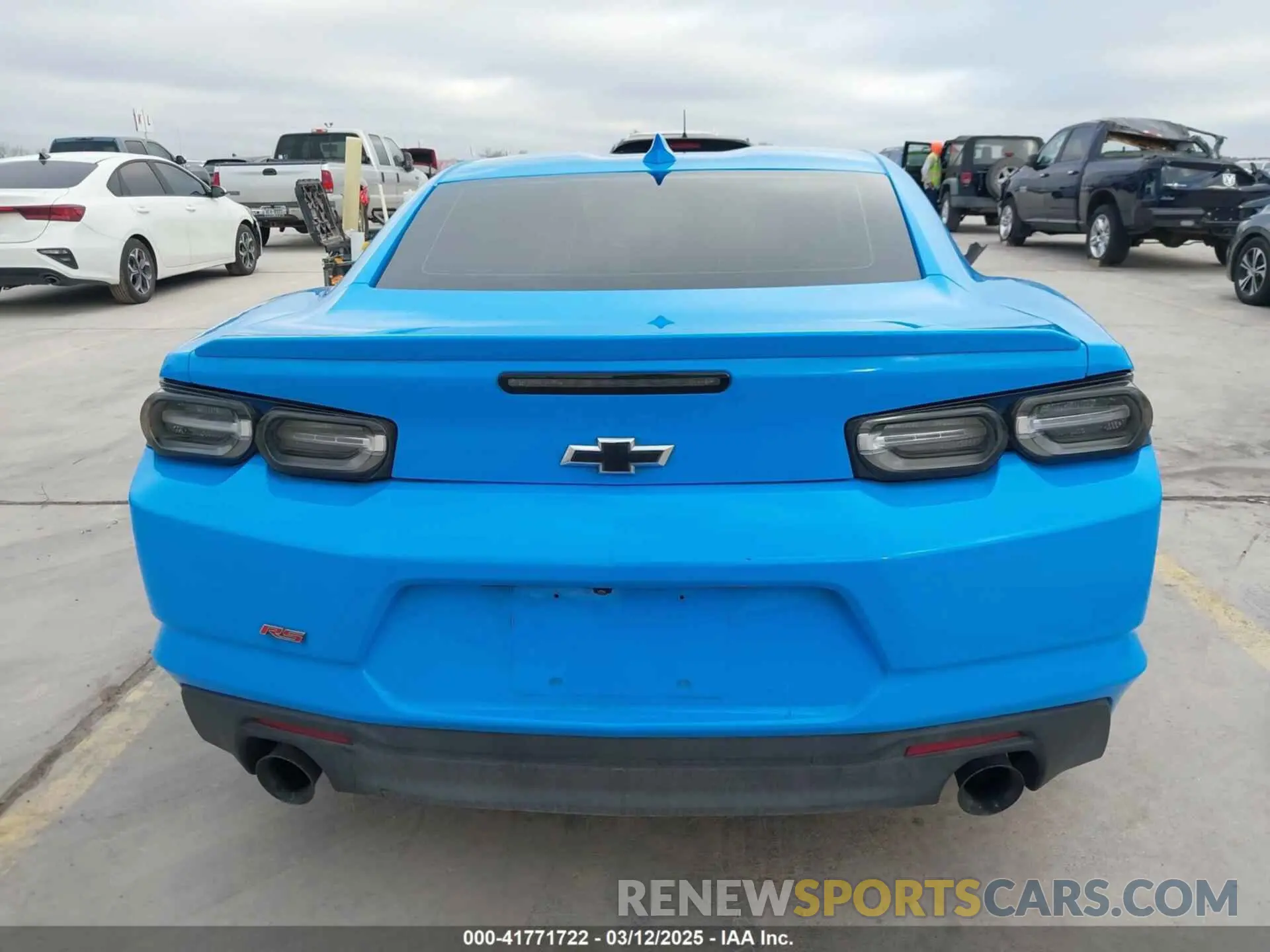 16 Photograph of a damaged car 1G1FB1RXXN0108636 CHEVROLET CAMARO 2022