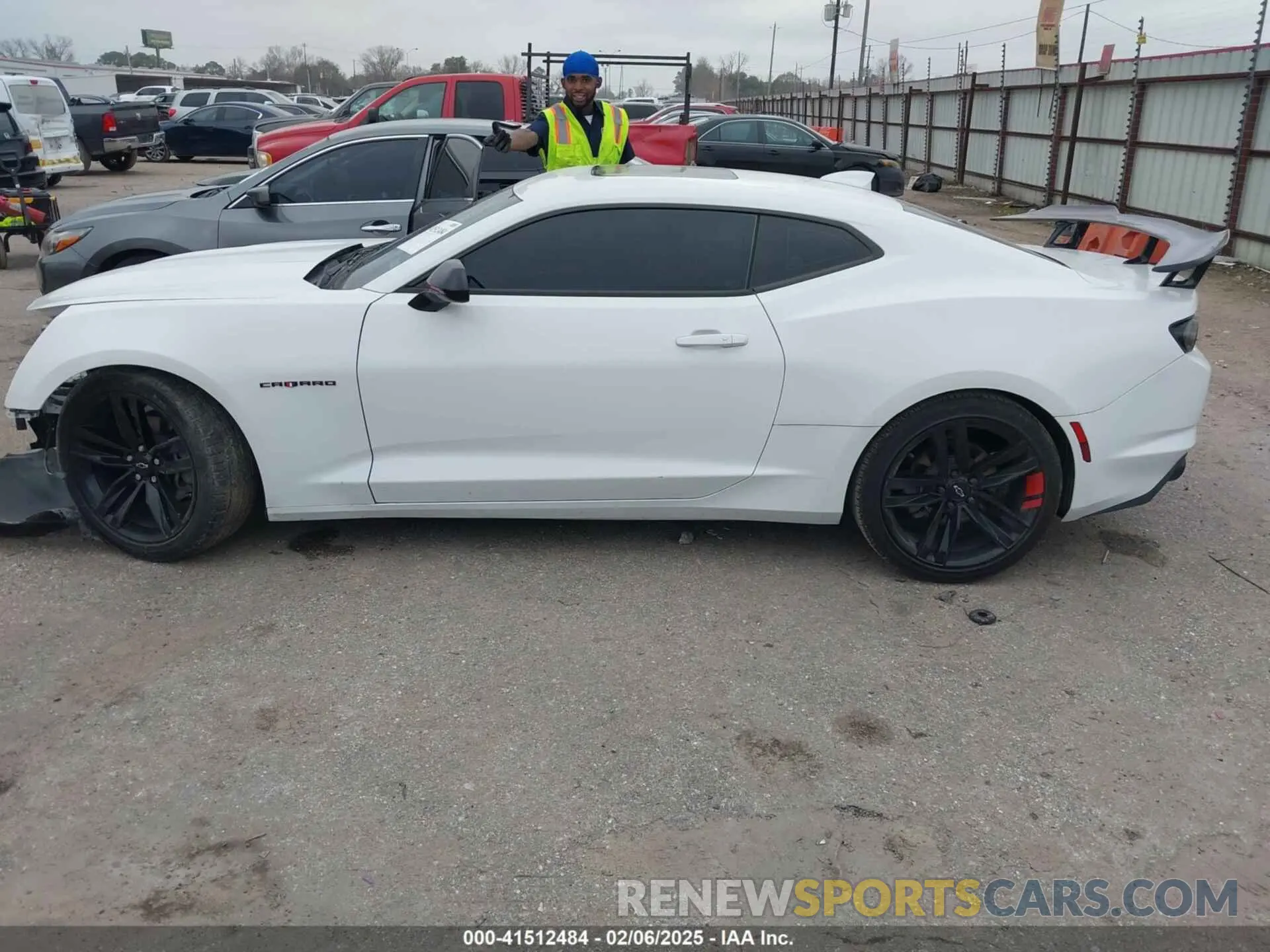15 Photograph of a damaged car 1G1FD1RS9N0124017 CHEVROLET CAMARO 2022