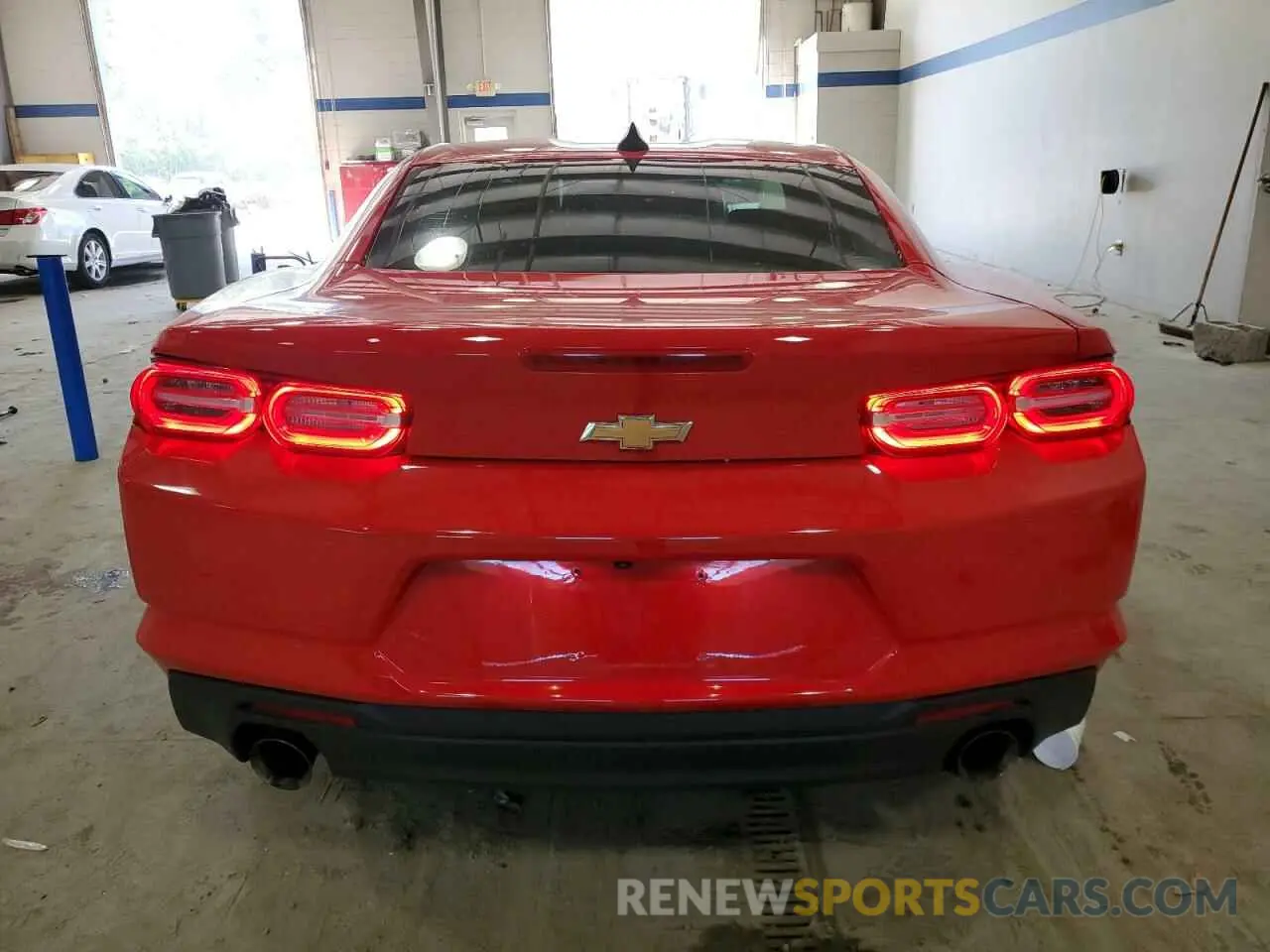 6 Photograph of a damaged car 1G1FB1RX6P0148764 CHEVROLET CAMARO 2023