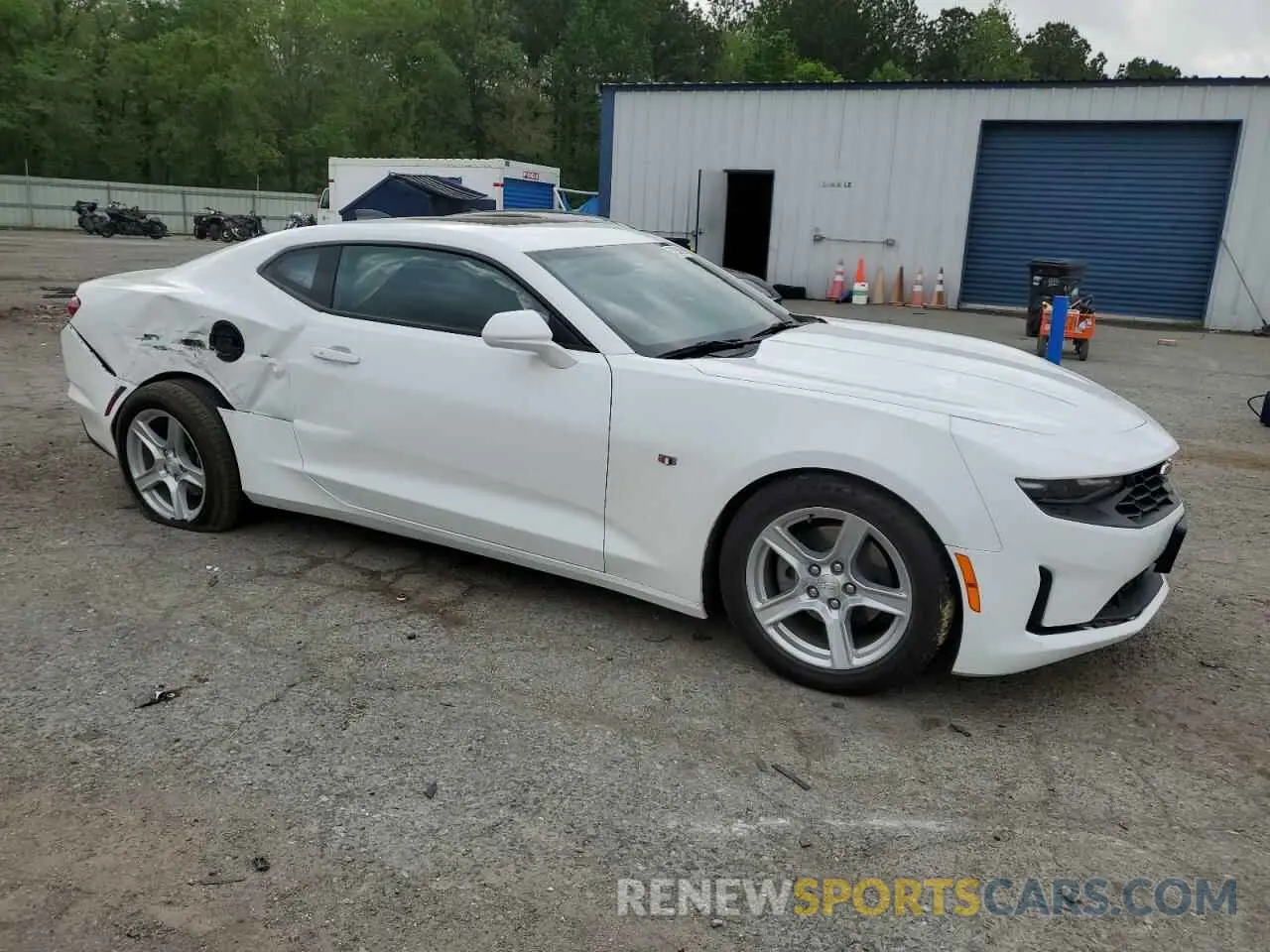 4 Photograph of a damaged car 1G1FB1RX6P0156041 CHEVROLET CAMARO 2023