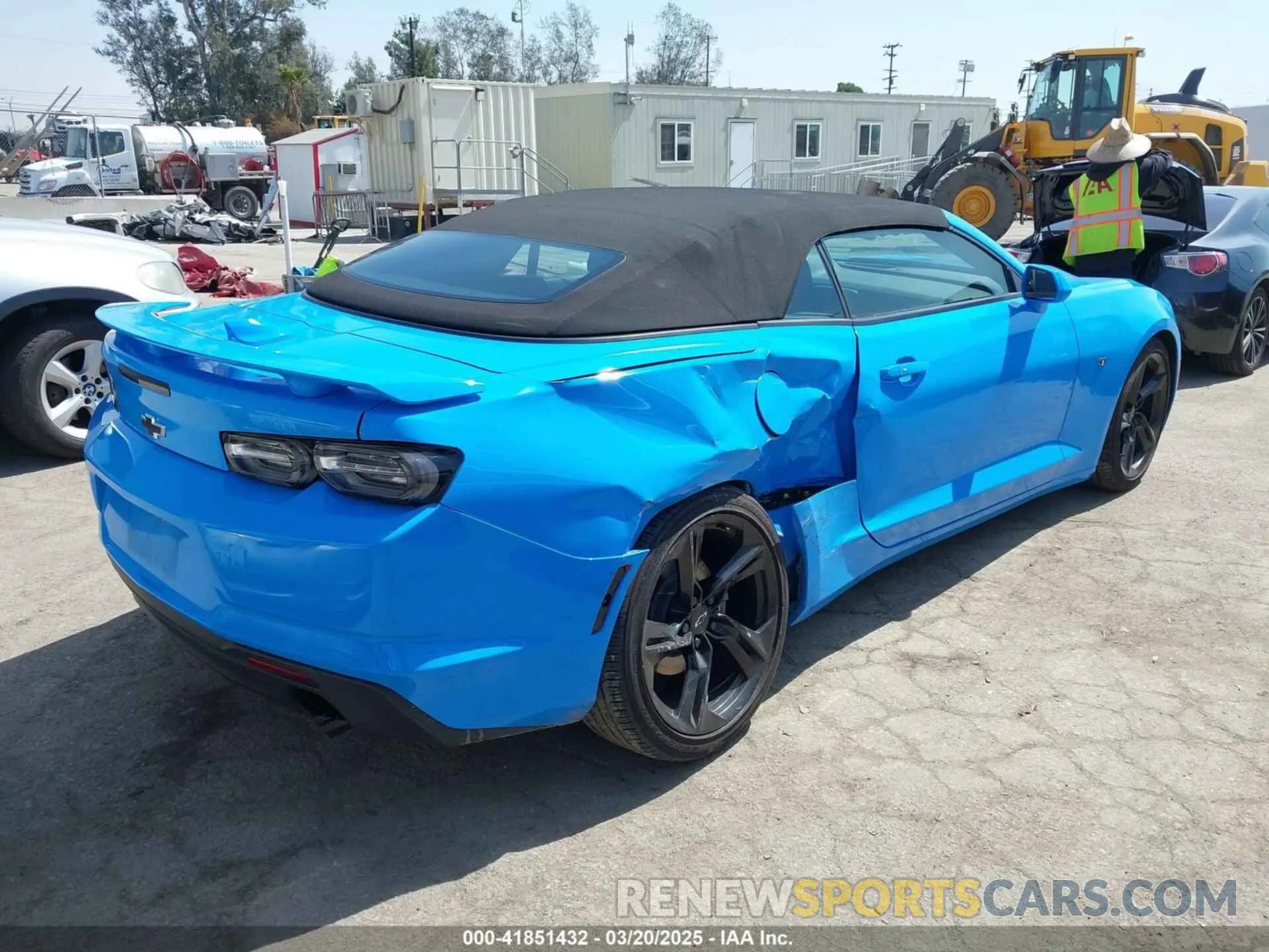 4 Photograph of a damaged car 1G1FB3DS5P0114158 CHEVROLET CAMARO 2023