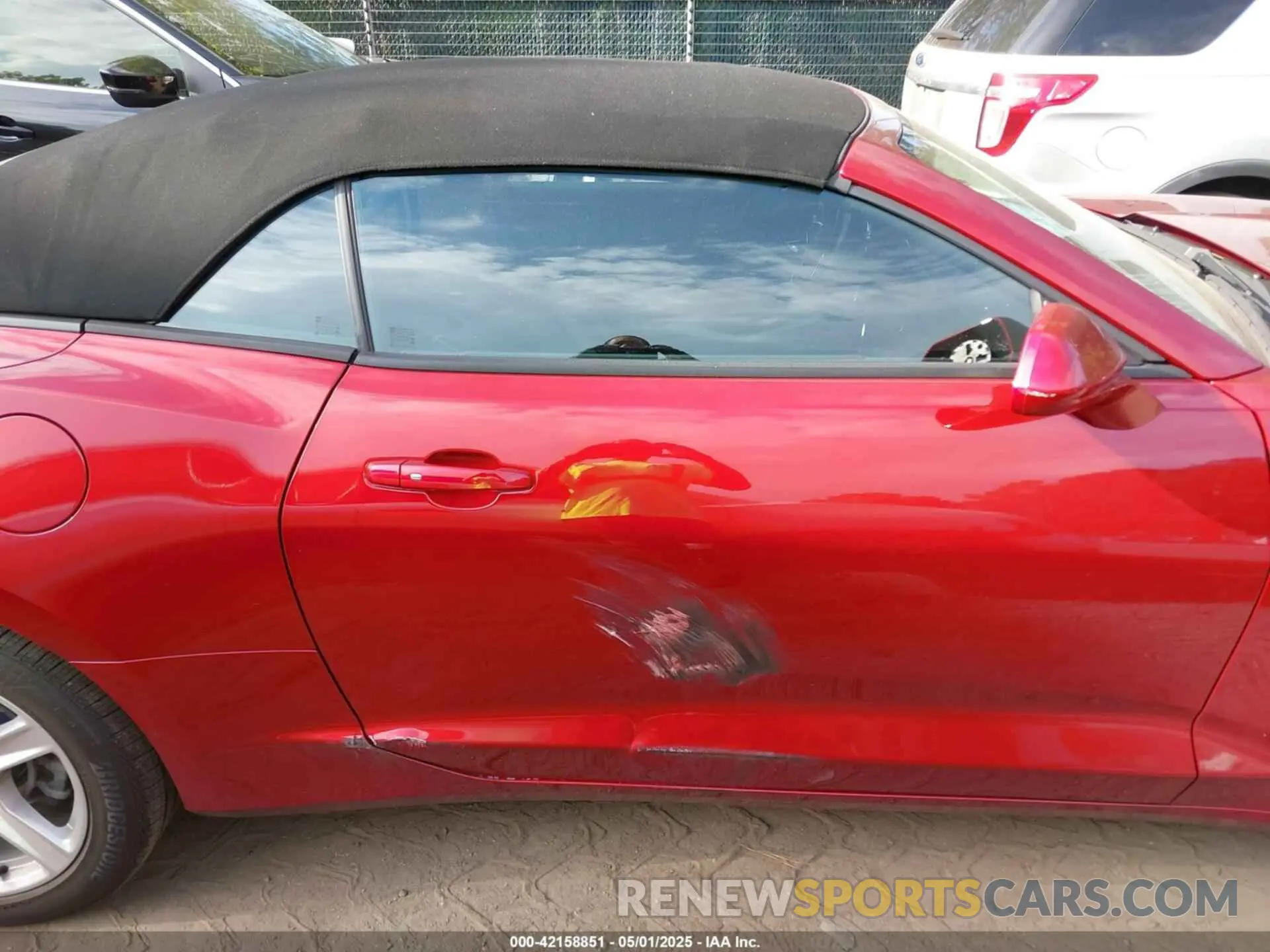 13 Photograph of a damaged car 1G1FB3DS5P0134992 CHEVROLET CAMARO 2023