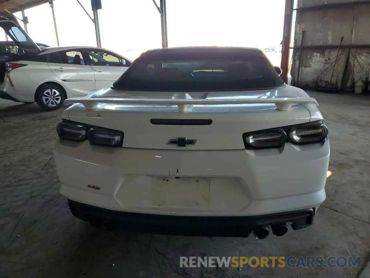 6 Photograph of a damaged car 1G1FD3DS9P0155077 CHEVROLET CAMARO 2023