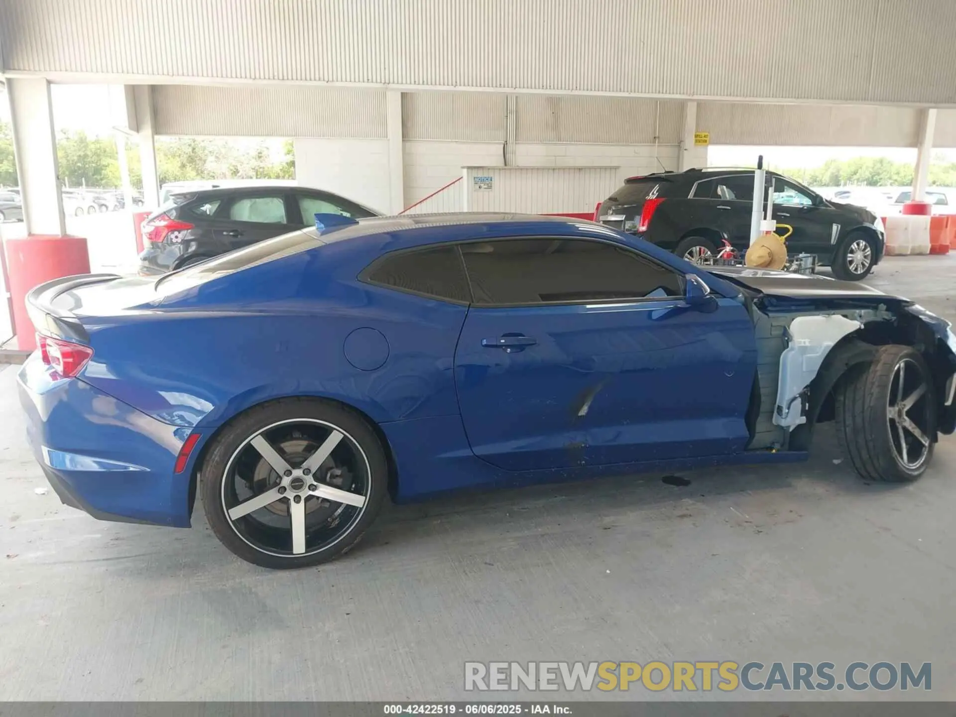 13 Photograph of a damaged car 1G1FF1R76P0101478 CHEVROLET CAMARO 2023