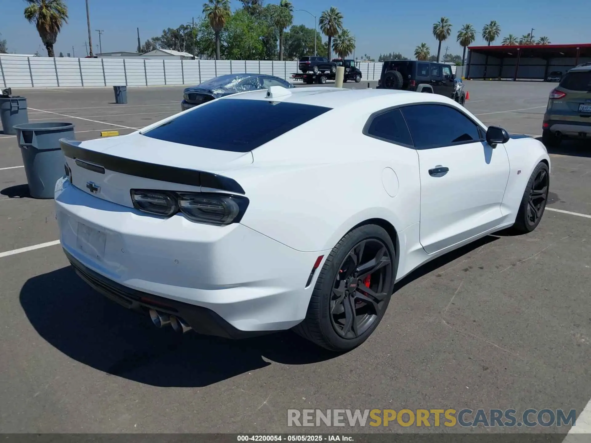 4 Photograph of a damaged car 1G1FH1R75P0141707 CHEVROLET CAMARO 2023